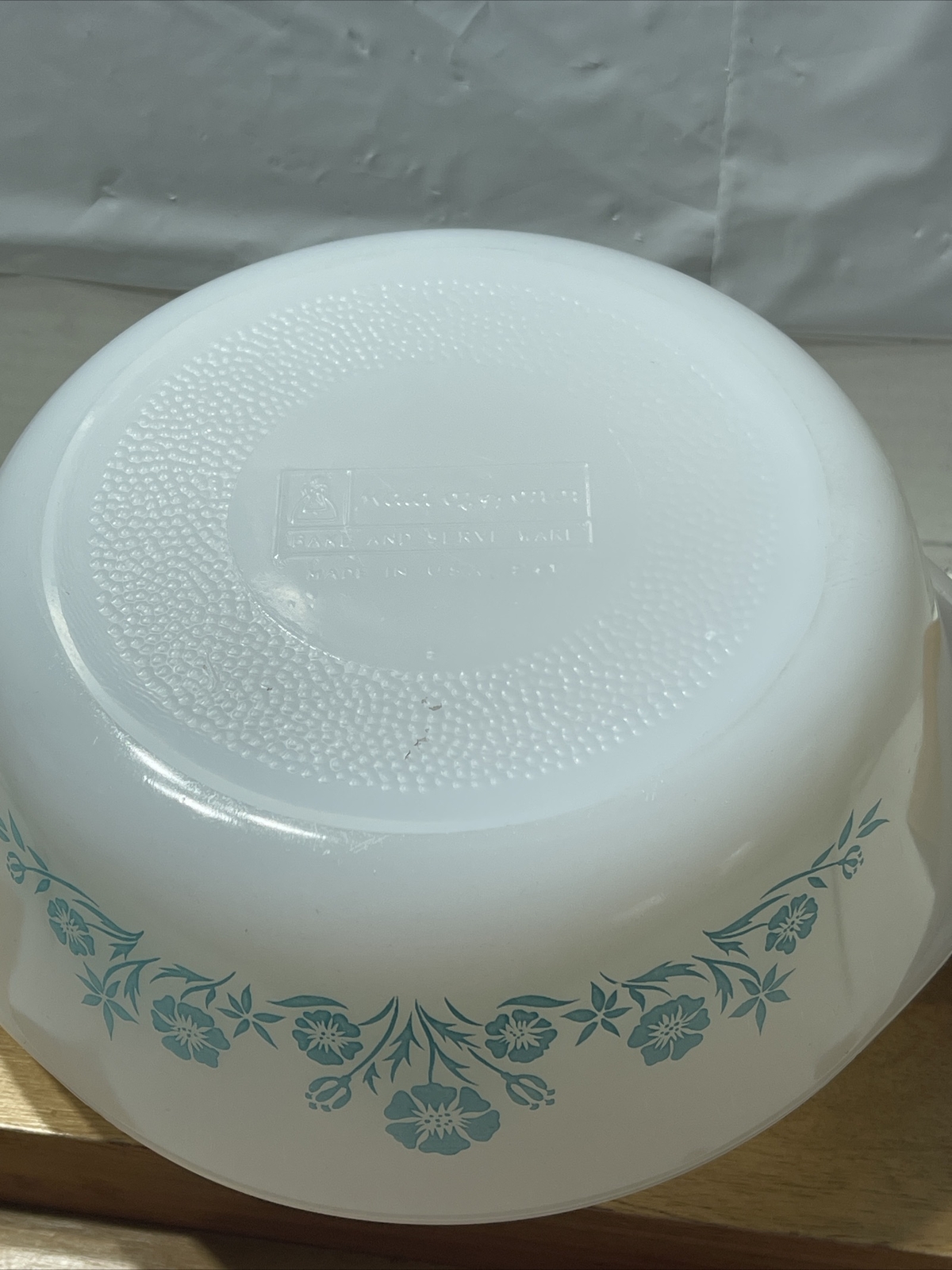 Vintage Glasbake Jeannette Glass Maid of Honor Bake and Serve 2 Qt.