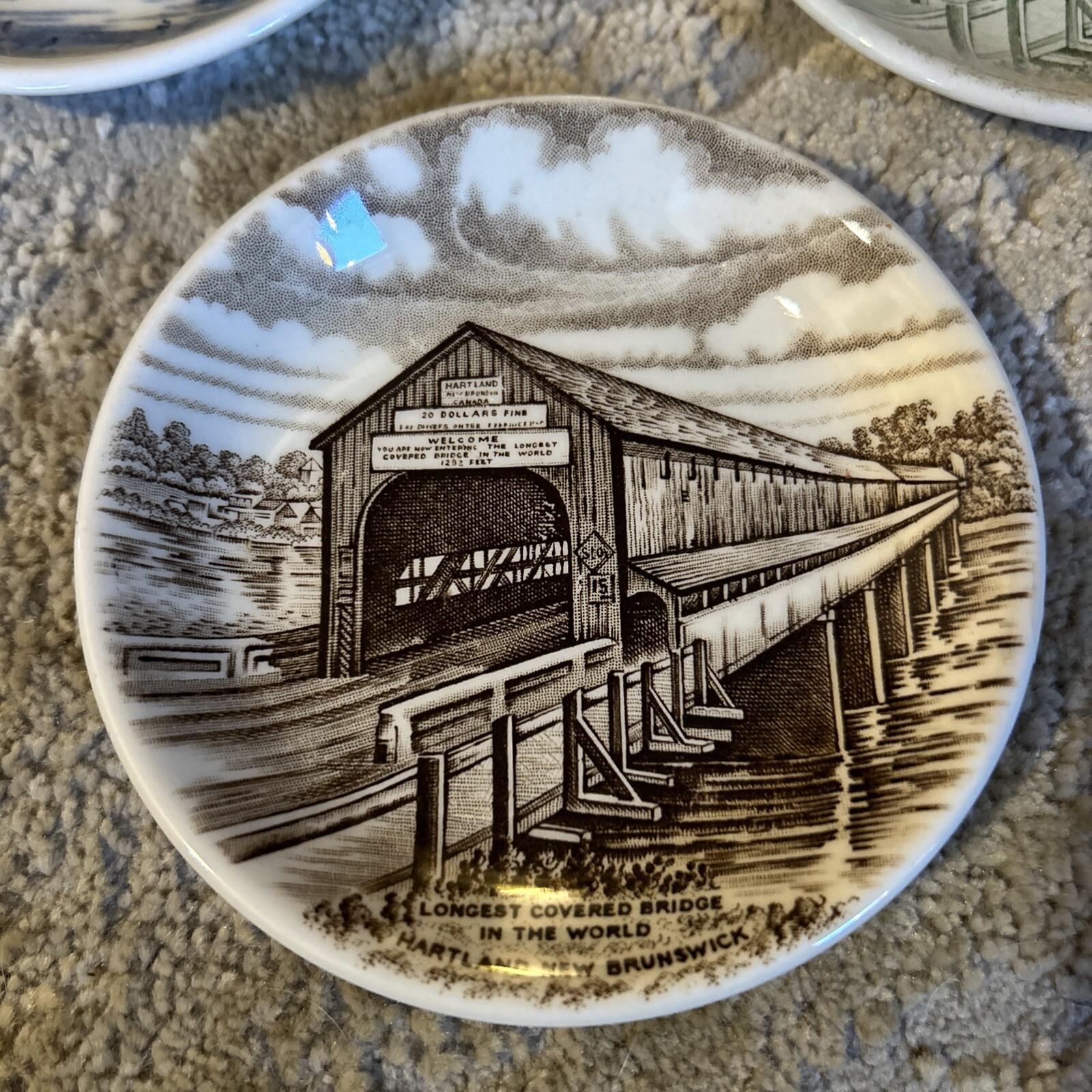 Vintage 4 Wood & Sons England Cupboard Bridge Small Wall Plates England Round￼ ￼