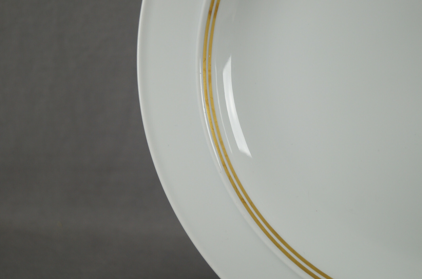 Meissen Emil Paul Borner Art Deco Gold & White 12 1/8 Inch Charger C. 1924-1934