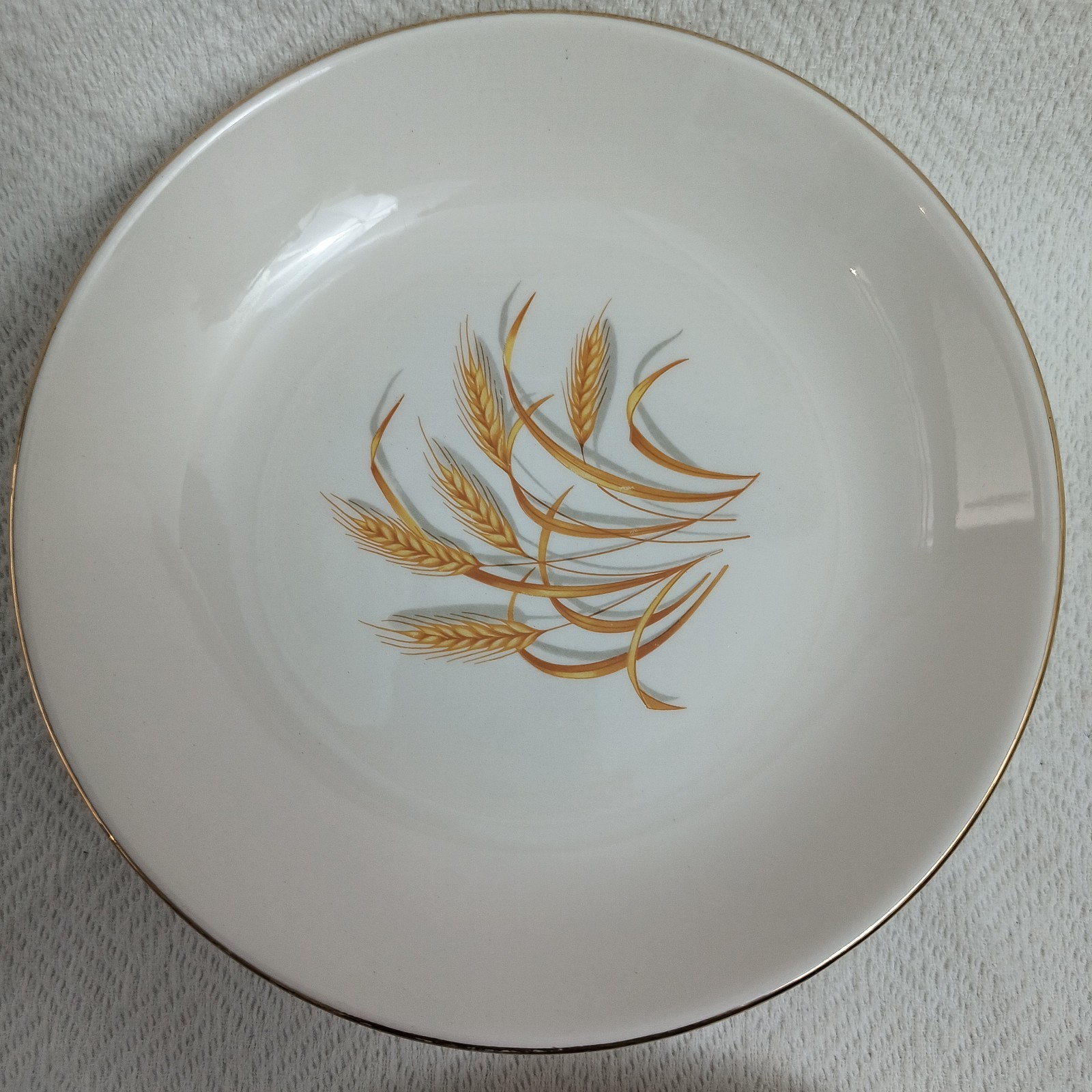 Golden Wheat Dish Set by Homer Laughlin, 16 Pieces