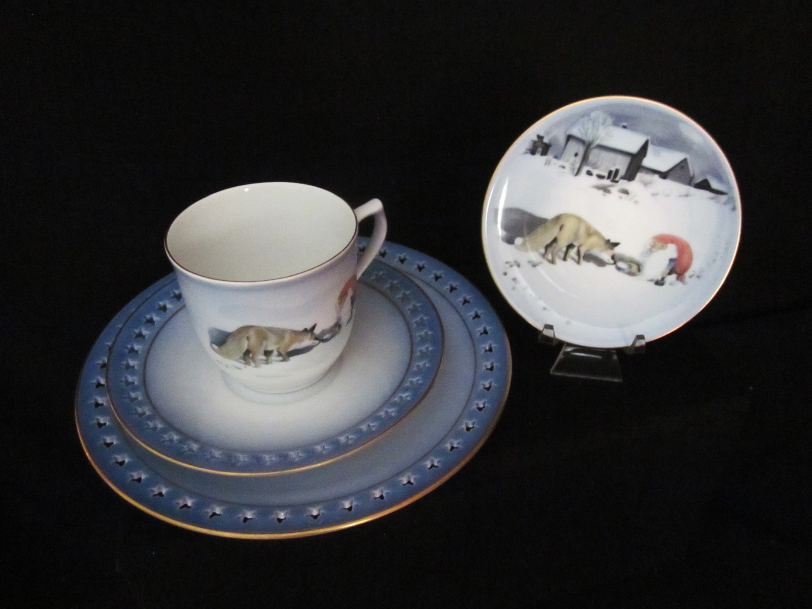 4 Piece Scandinavian Child’s Cup Saucer/Snack Plate + Coaster Tomte/Nisse & Fox