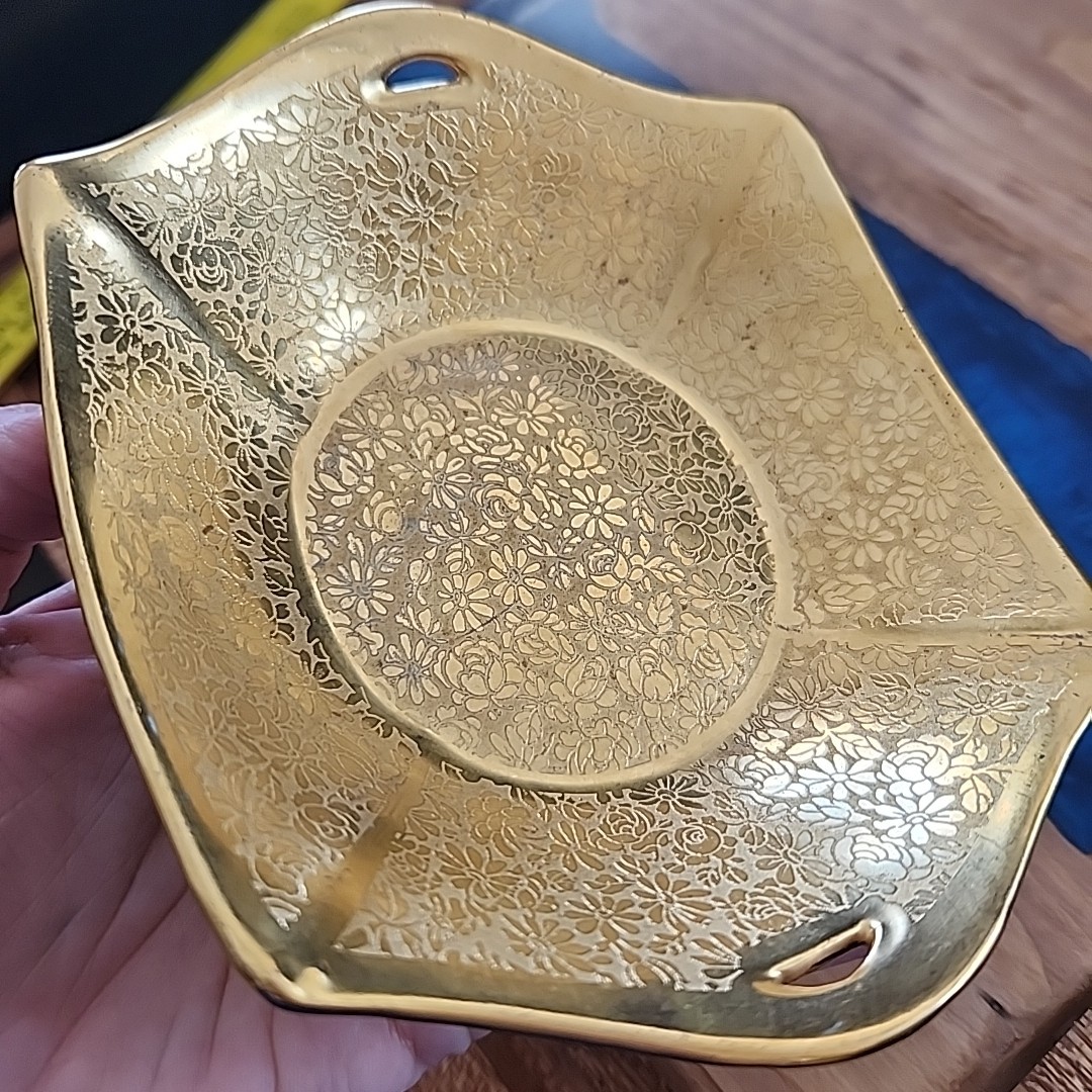 Vtg Rose Floral Gold-toned Covered Trinket Dish Made Japan Small Lovely Elegant