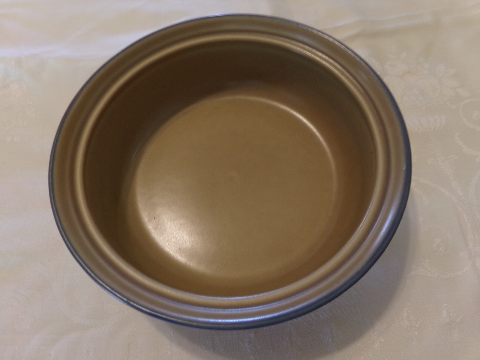 Pfaltzgraff Folk Art Round 1 Quart Casserole Dish NO LID 8″ Wide; 3″ Tall EUC!