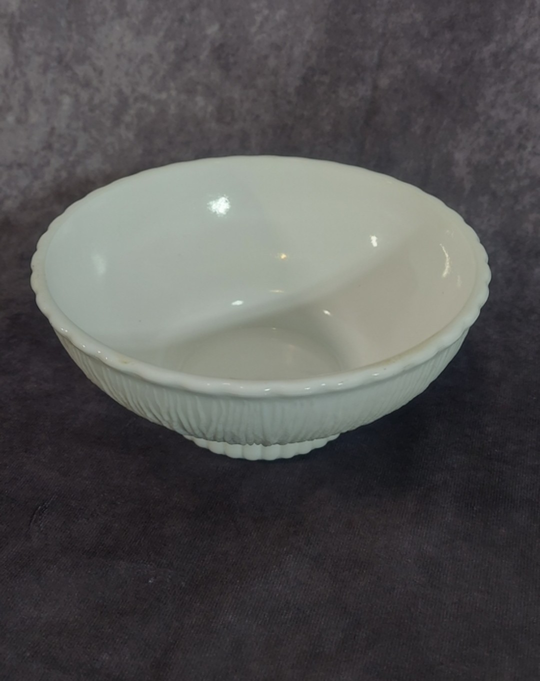 Vintage 1975 FTD Milk Glass Bowl, Ribbed Tree Bark Pattern, 7″ Footed Planter