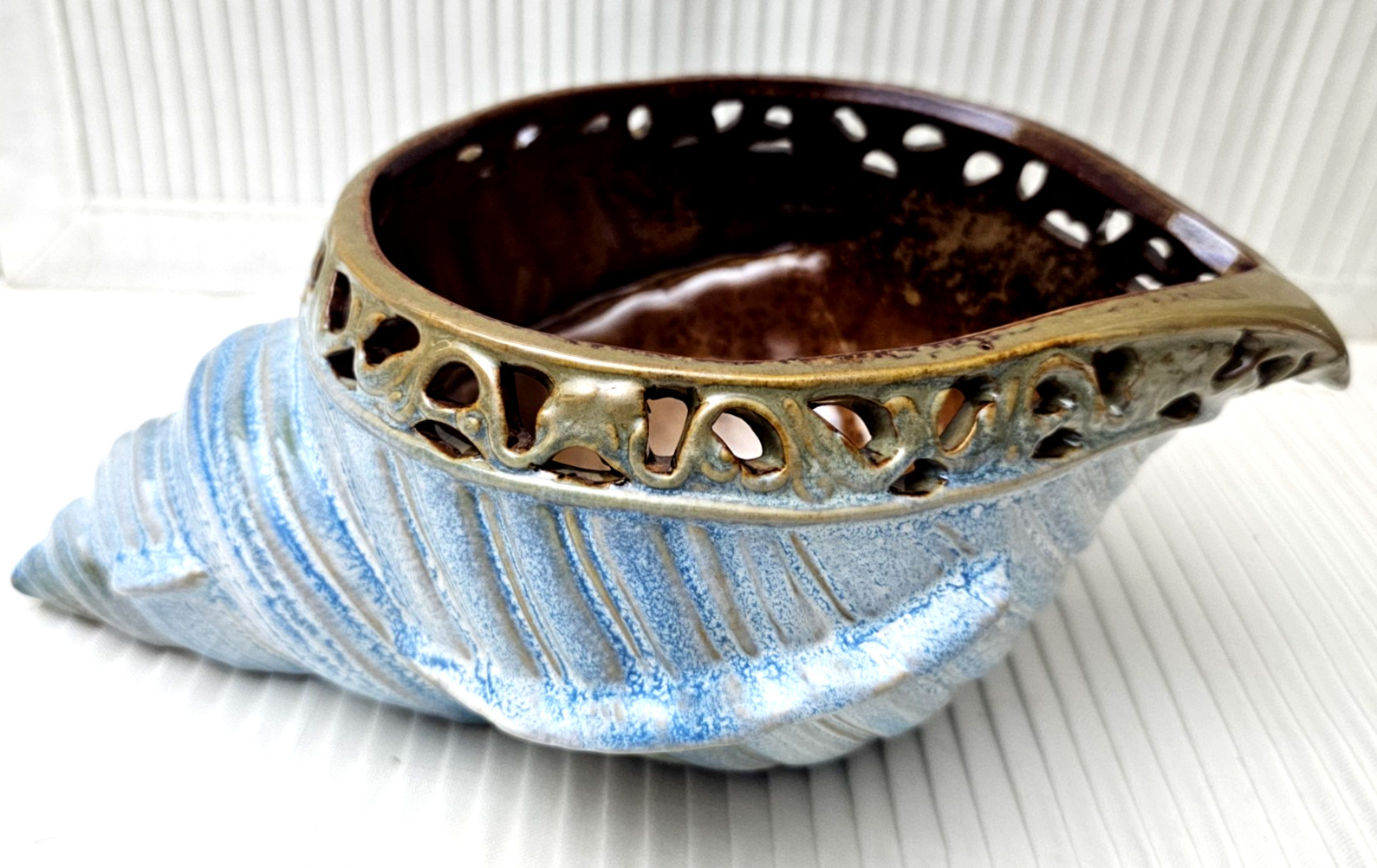VINTAGE Blue Brown Glazed Ceramic Conch Shell Bowl