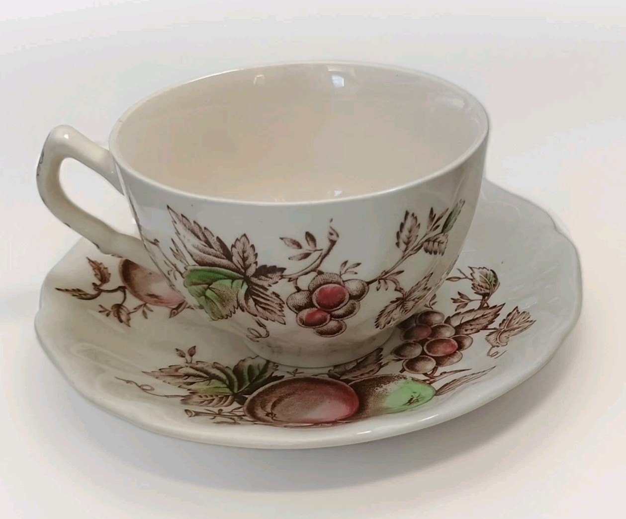 2 Tea Cups & Saucers By Johnson Bros England Harvest Time
