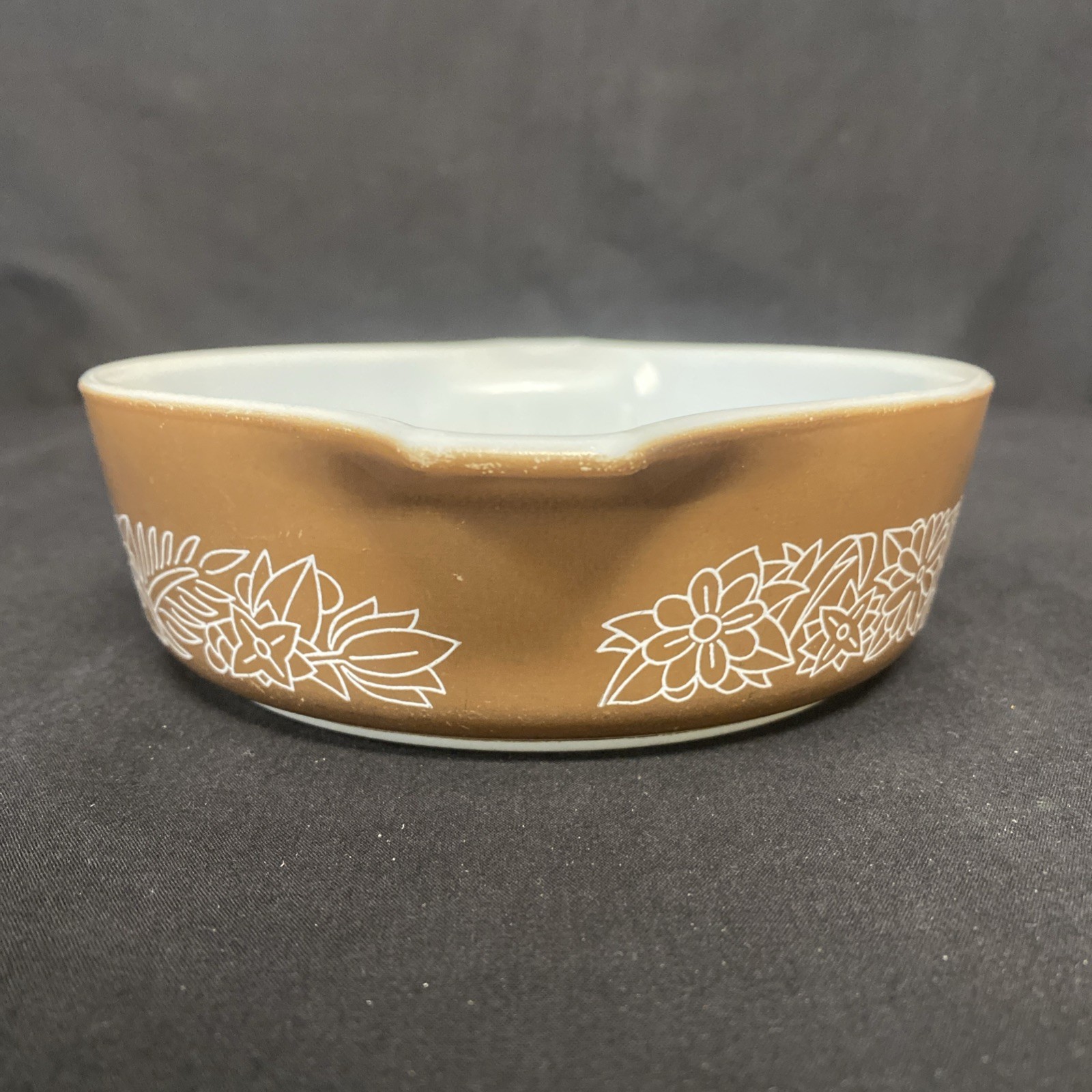 2 Vtg Pyrex Woodland 6” Casserole Dishes W/ Lid-Brown & Tan 2.5”/2”(472-B/471-B)