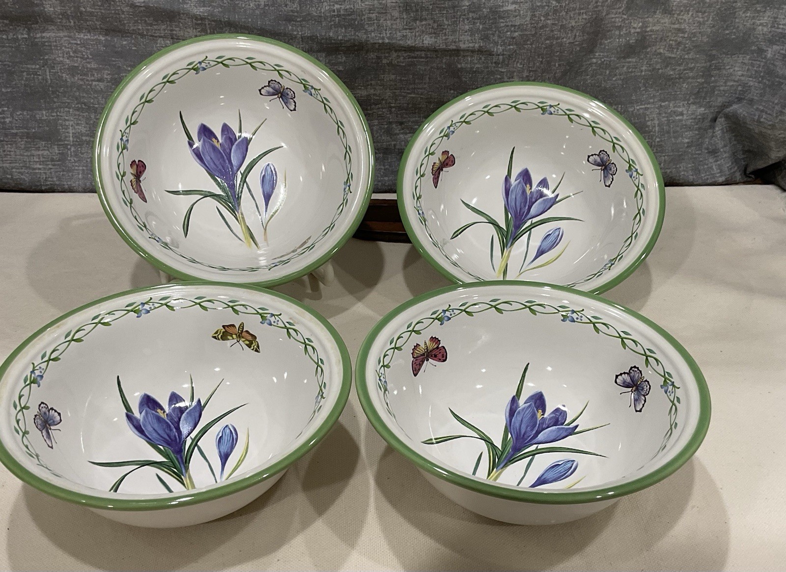 Set of 4 Studio Nova Garden Bloom Y2372 Fruit/Desert/Sauce Bowls 5 1/2″