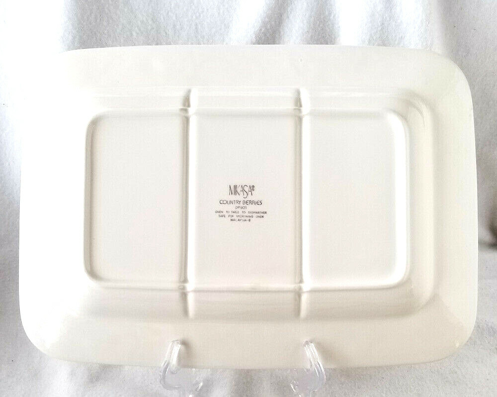 Mikasa “Country Berries 16″ X 11.5” Relish Dish Divided Ceramic Tray Platter