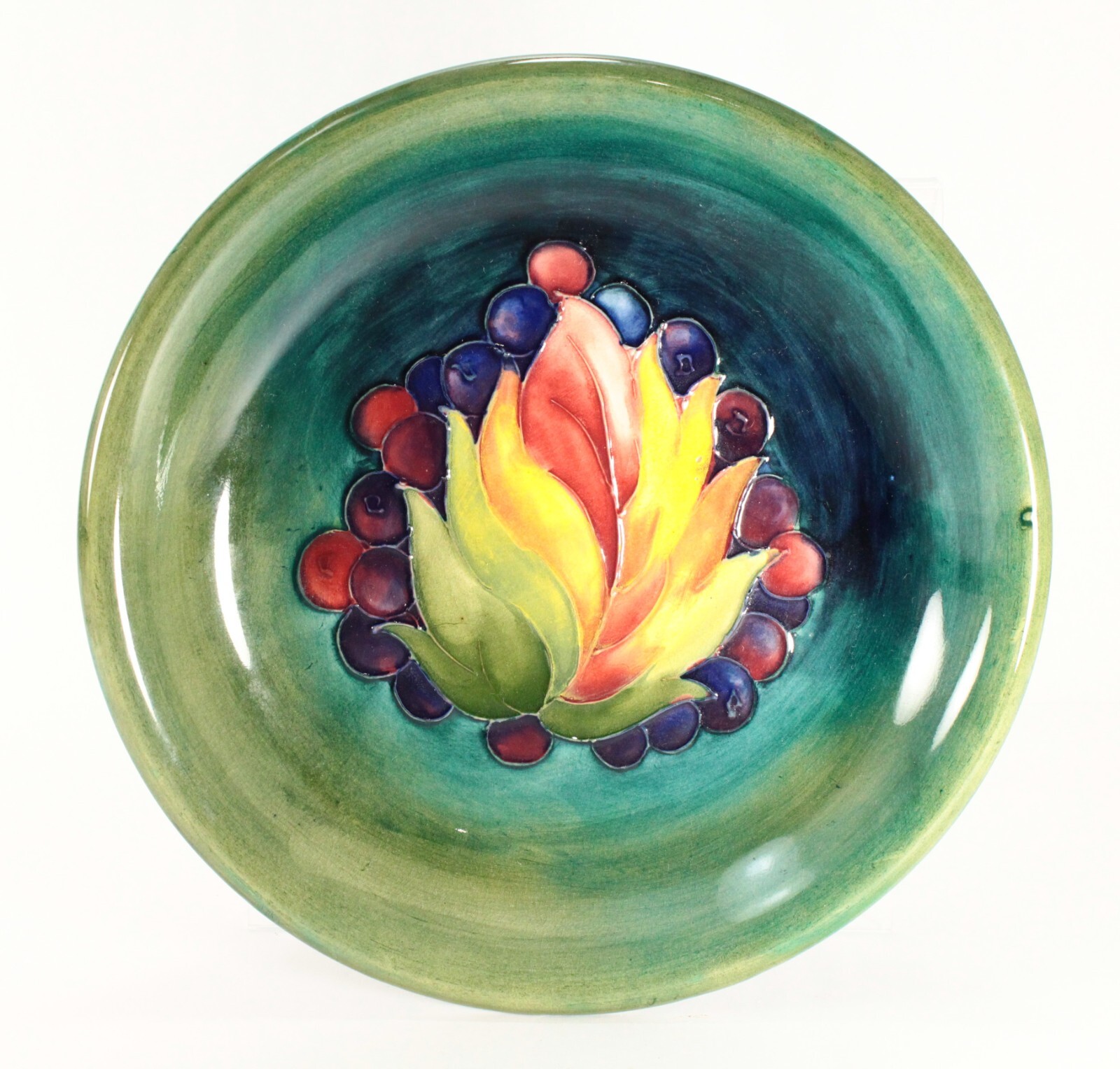 = 1930s Moorcroft Pottery Flambe Plate With Leaf & Berry Green Glaze England 9″