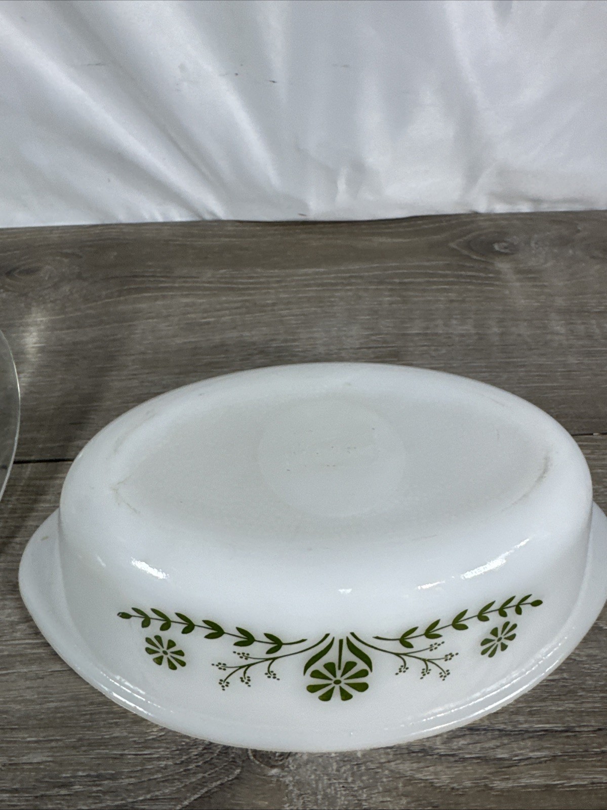 Vintage Glasbake J235 1QT Casserole Dish Green Daisy Milk Glass Oval with Lid