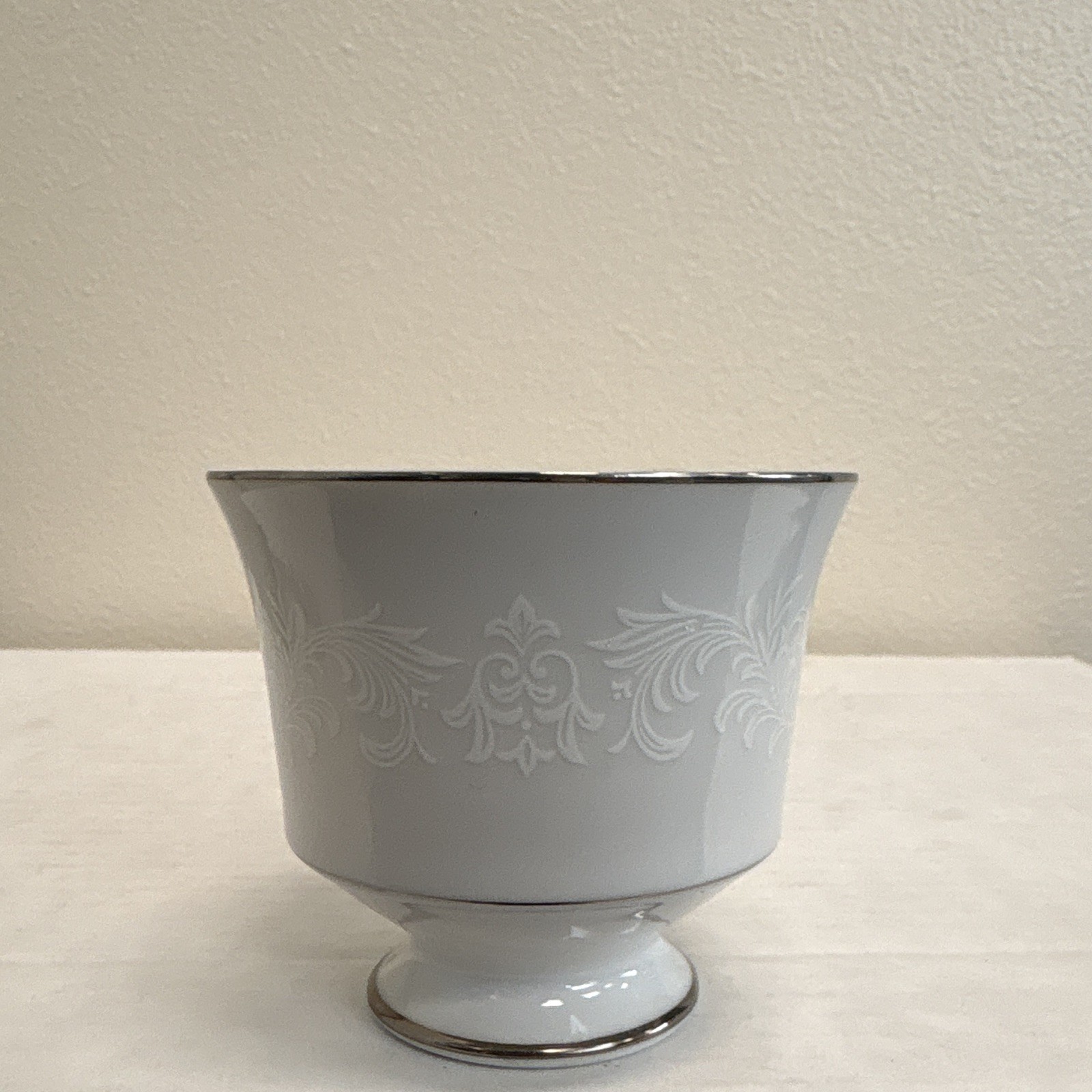 White Sango China Japan Set With White Engravings With Black Rims