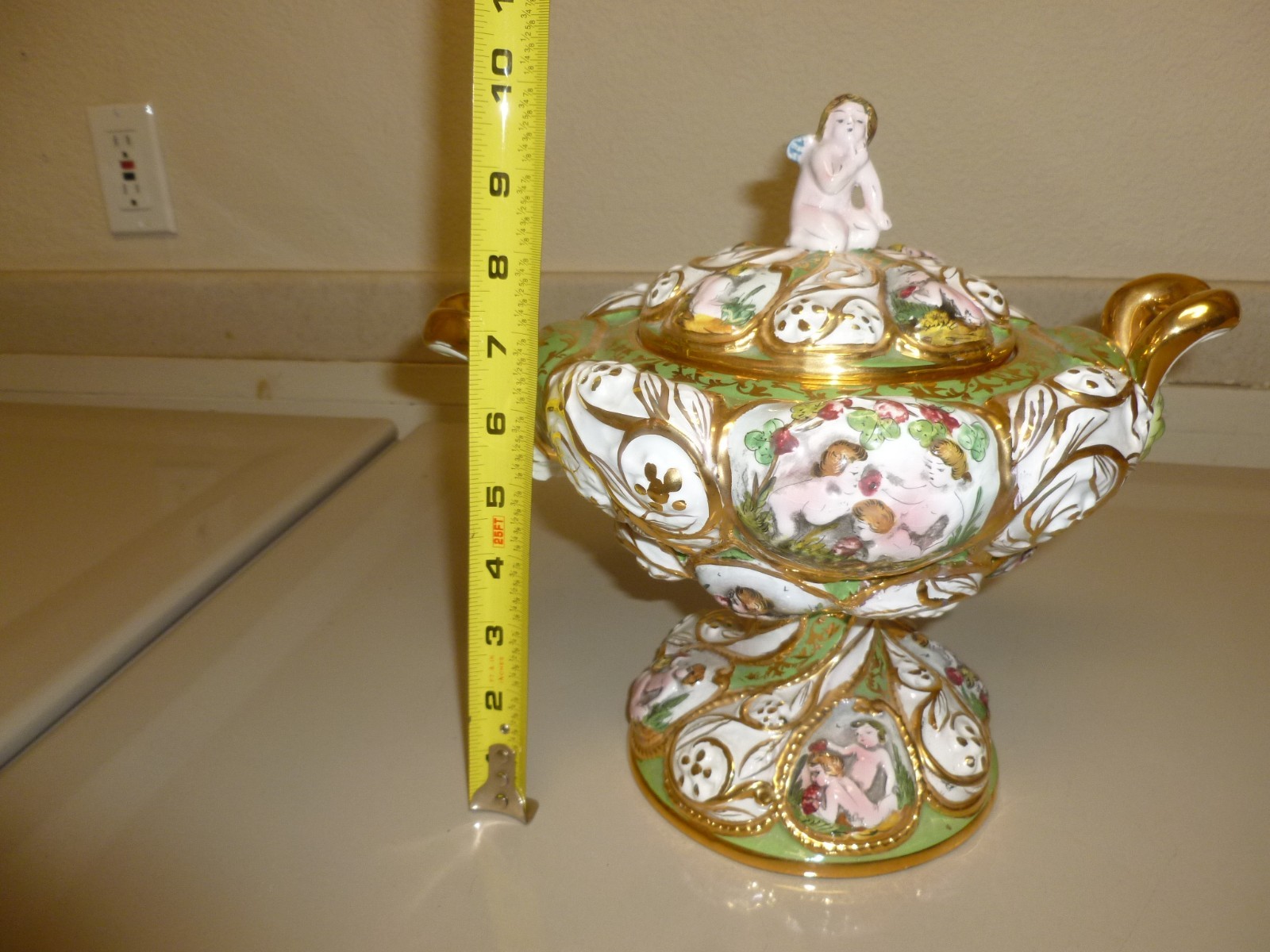 Vintage Handpainted Capodimonte Italy High Relief Bon Bon Dish w/ Cherubs