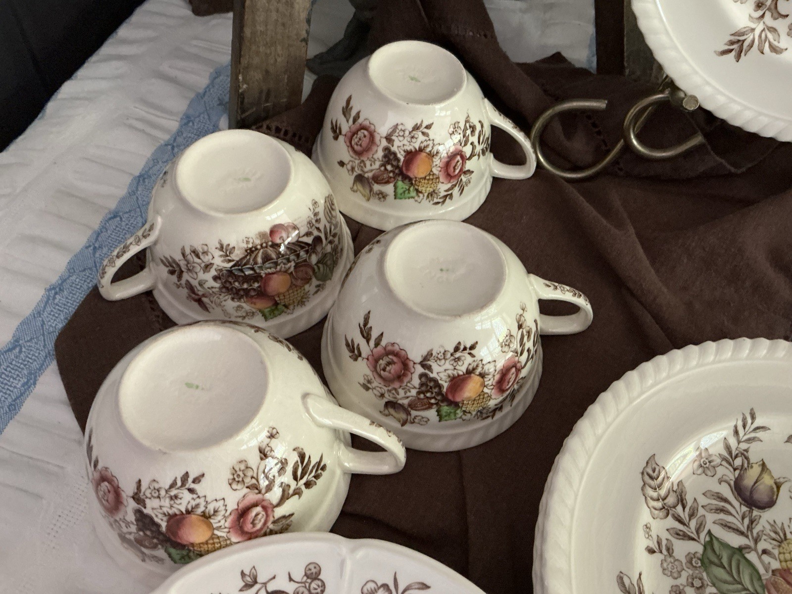 Johnson Brothers Pomona And Windsor Fruit, Mixed Set