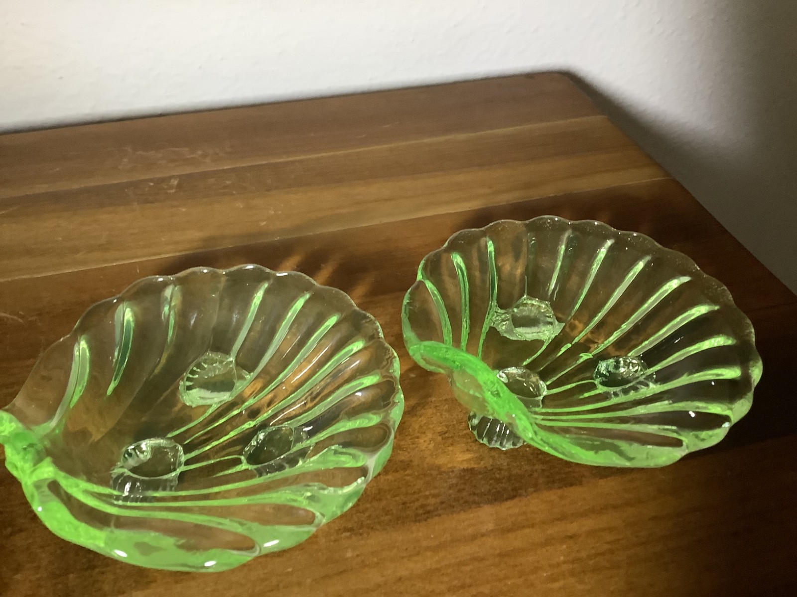 Vintage Uranium Green Glass Shell Footed Trinket Tray Salt Cellar Set of 2