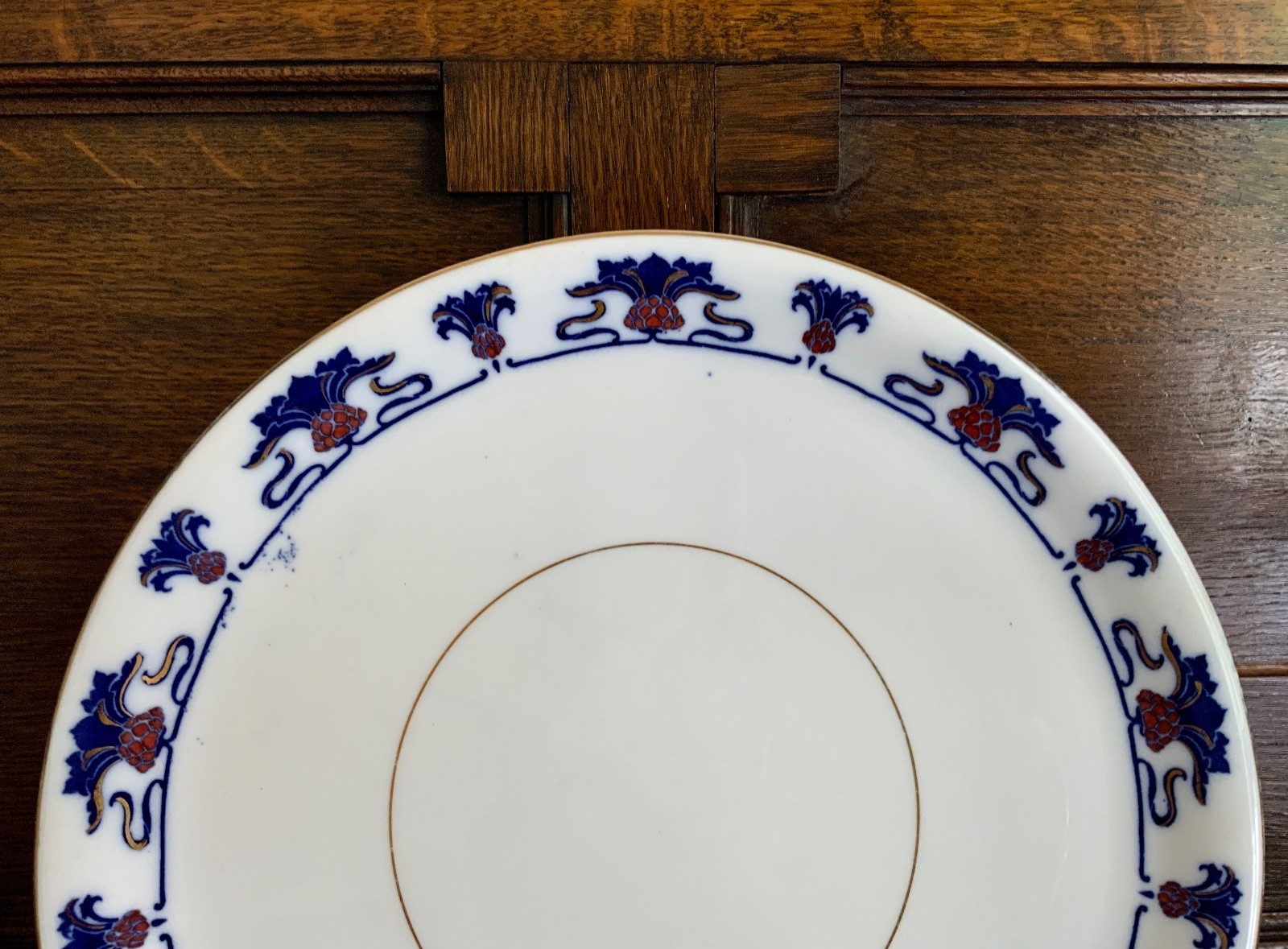 FOLEY ART CHINA PEACOCK POTTERY 12 1/4″ CHARGER C.1905-1913 SCOTTISH THISTLE