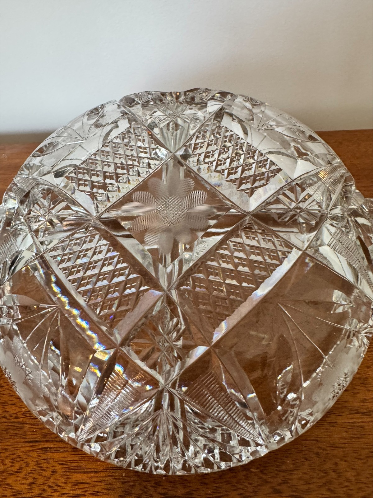 Pretty Vintage Cut Glass Divided Relish Dish with Handles – Starburst 11″x8″