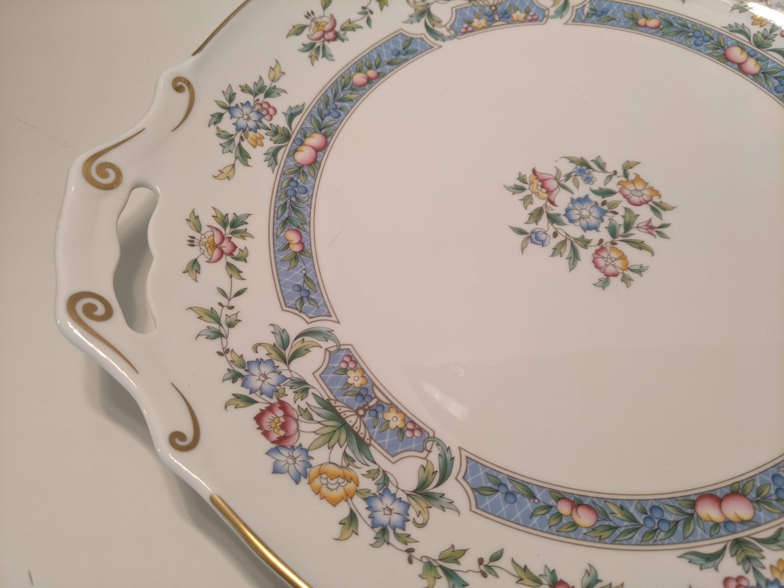 Round Handled Porcelain Cake Platter Floral Pattern Blue Border Gold Trim