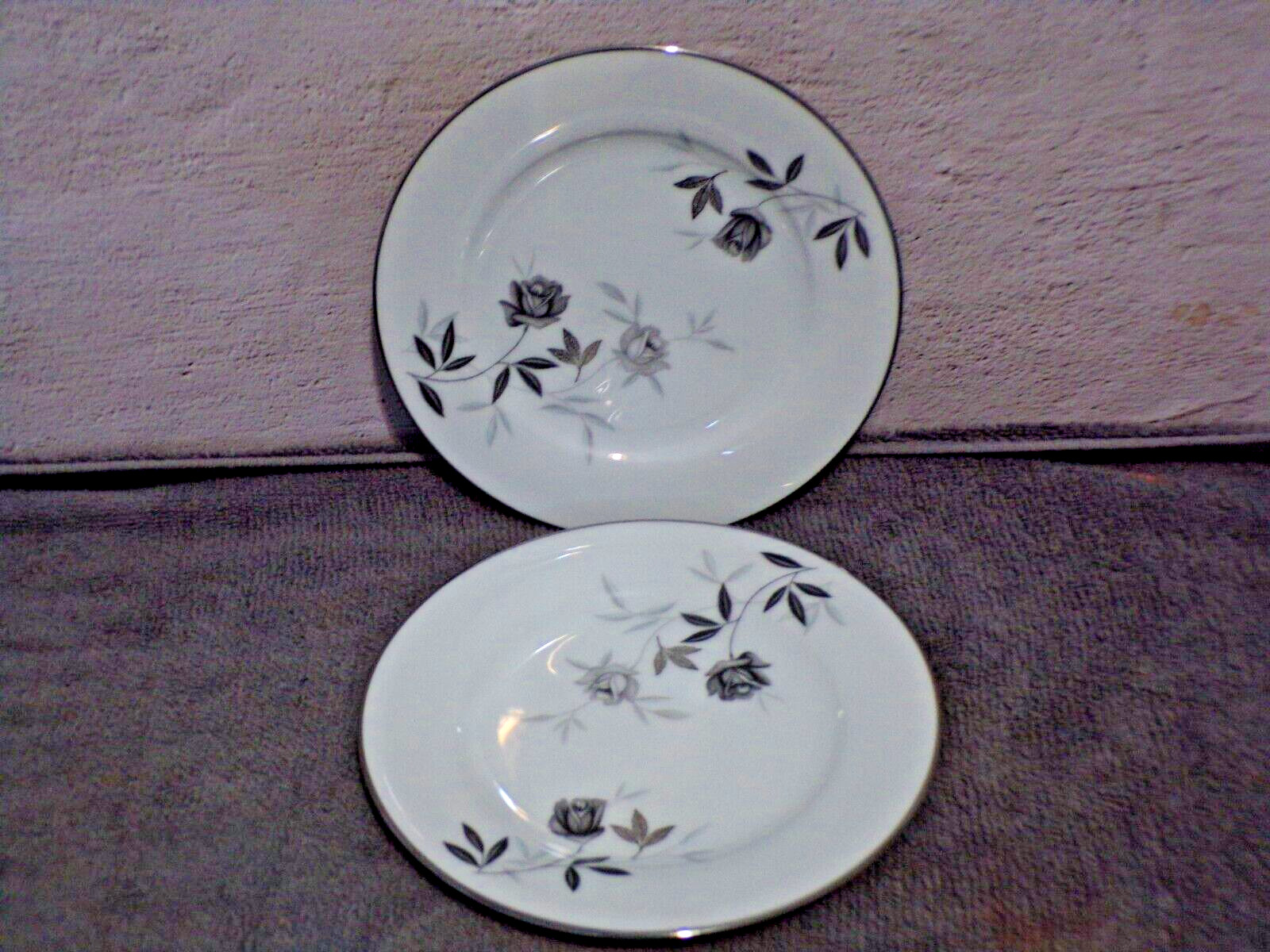 Noritake “Rosamor” 2 Bread Plates Platinum Trim Roses 5851S