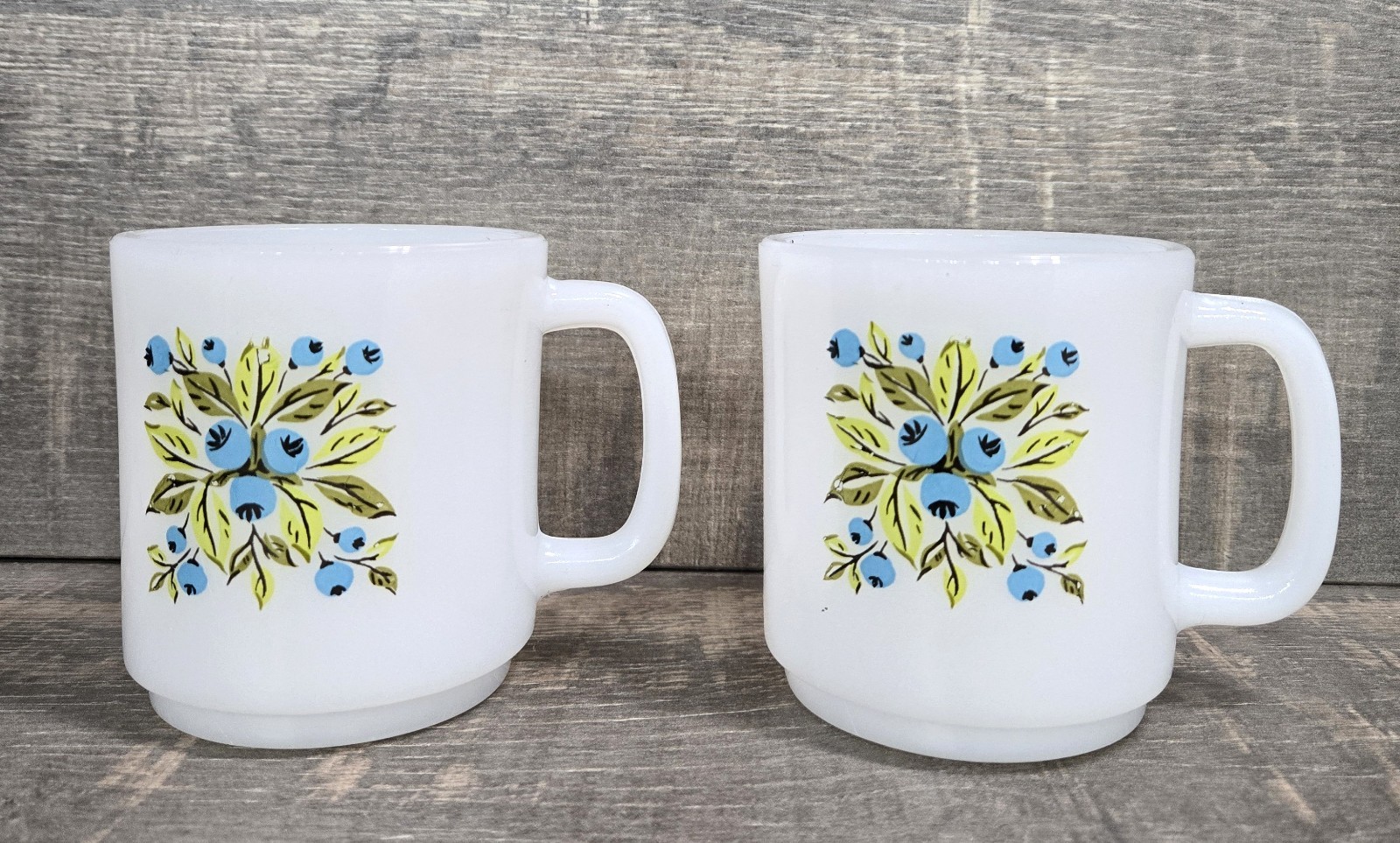 NEW Old Stock Jeannette MCM Jeannette Glasbake Milk Glass Blueberry Mug Set