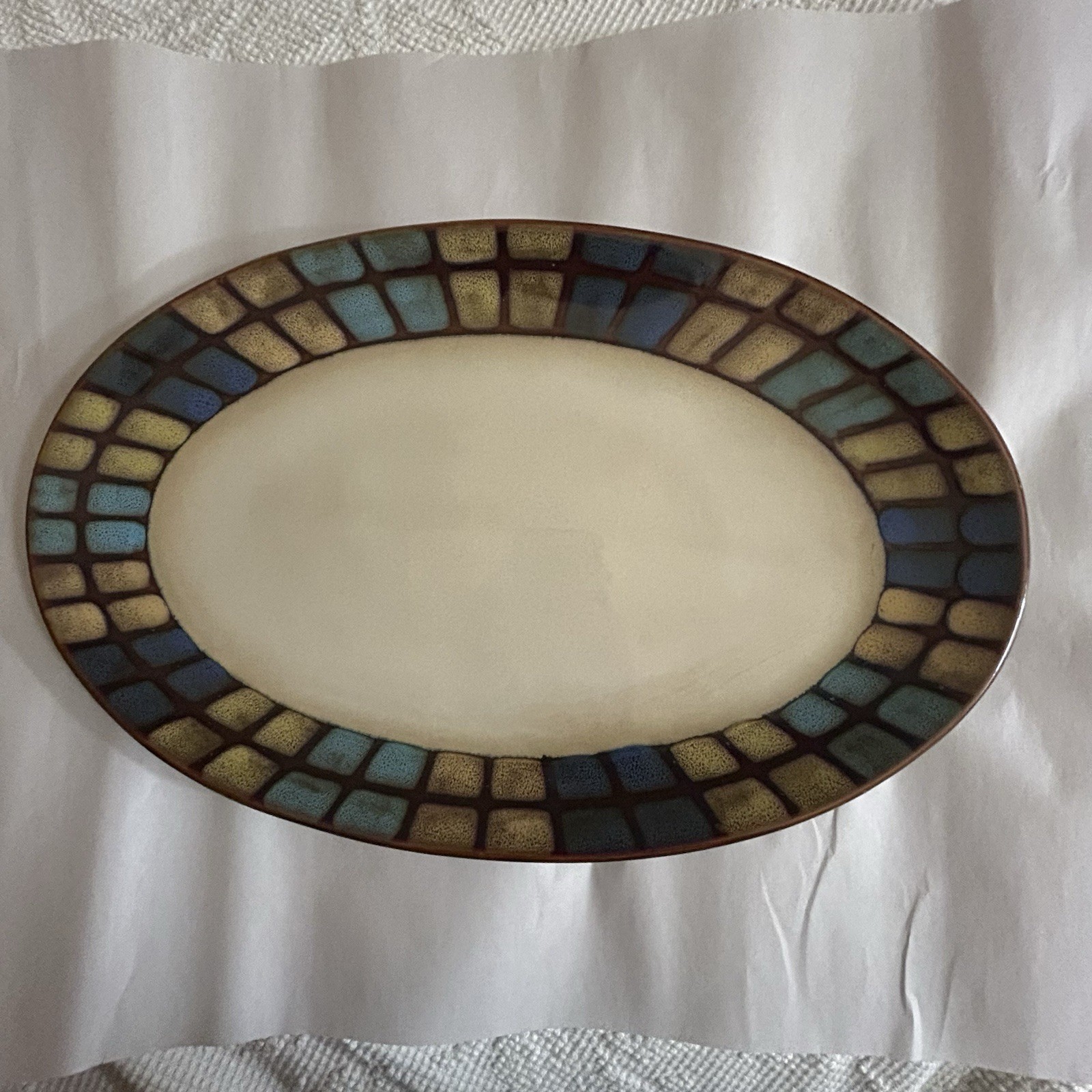 Pfaltzgraff Everyday Laguna 14” Diameter Platter Microwave and Dishwasher Safe