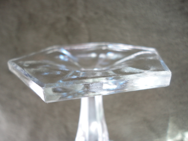 US Glass Co Floral & Diamond Pedestal Bowl Compote 5-1/2 in tall Vintage