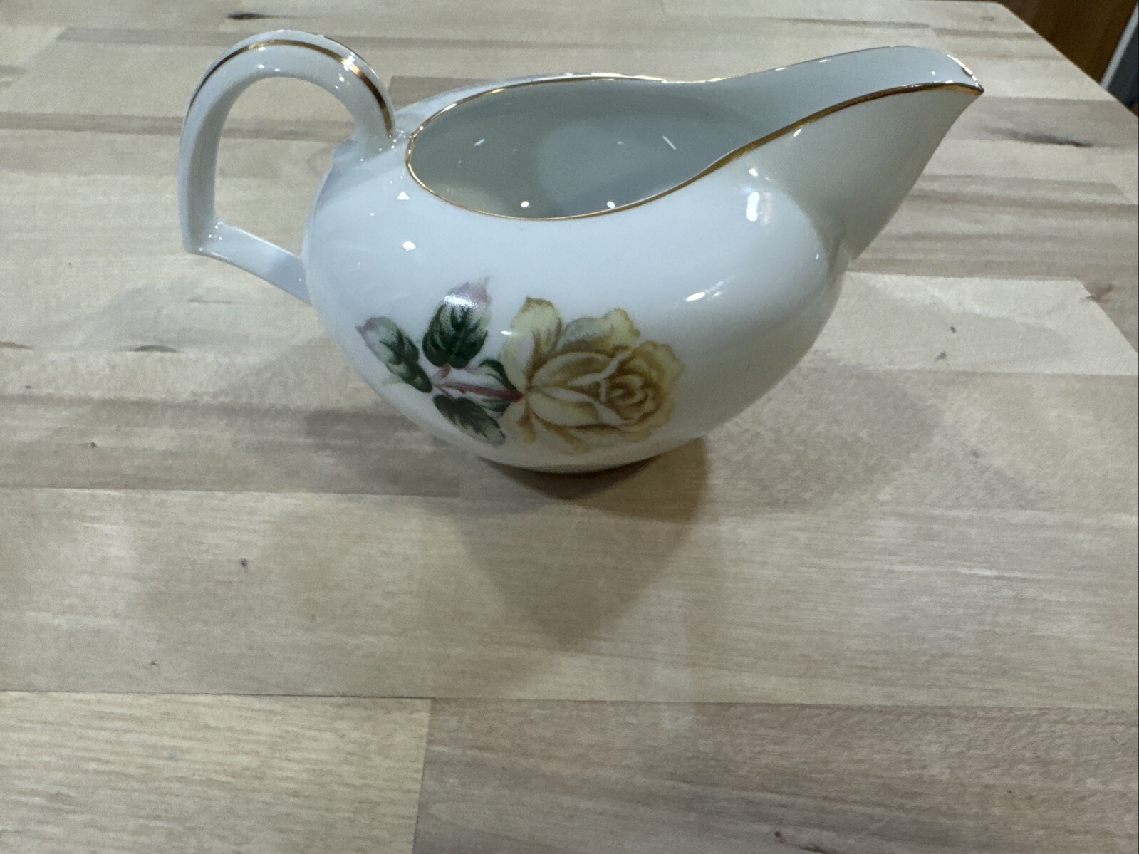 Narumi Kent Yellow Rose Creamer Peach Garden Flowers Tea Party