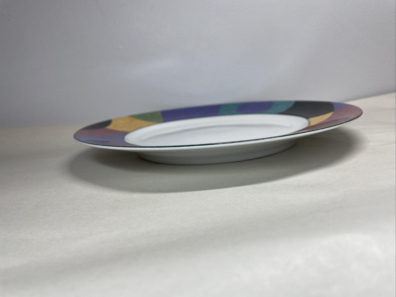 Mikasa Currents Salad Plate Fine China 8 1/8 Inches ( price for 1 plate)