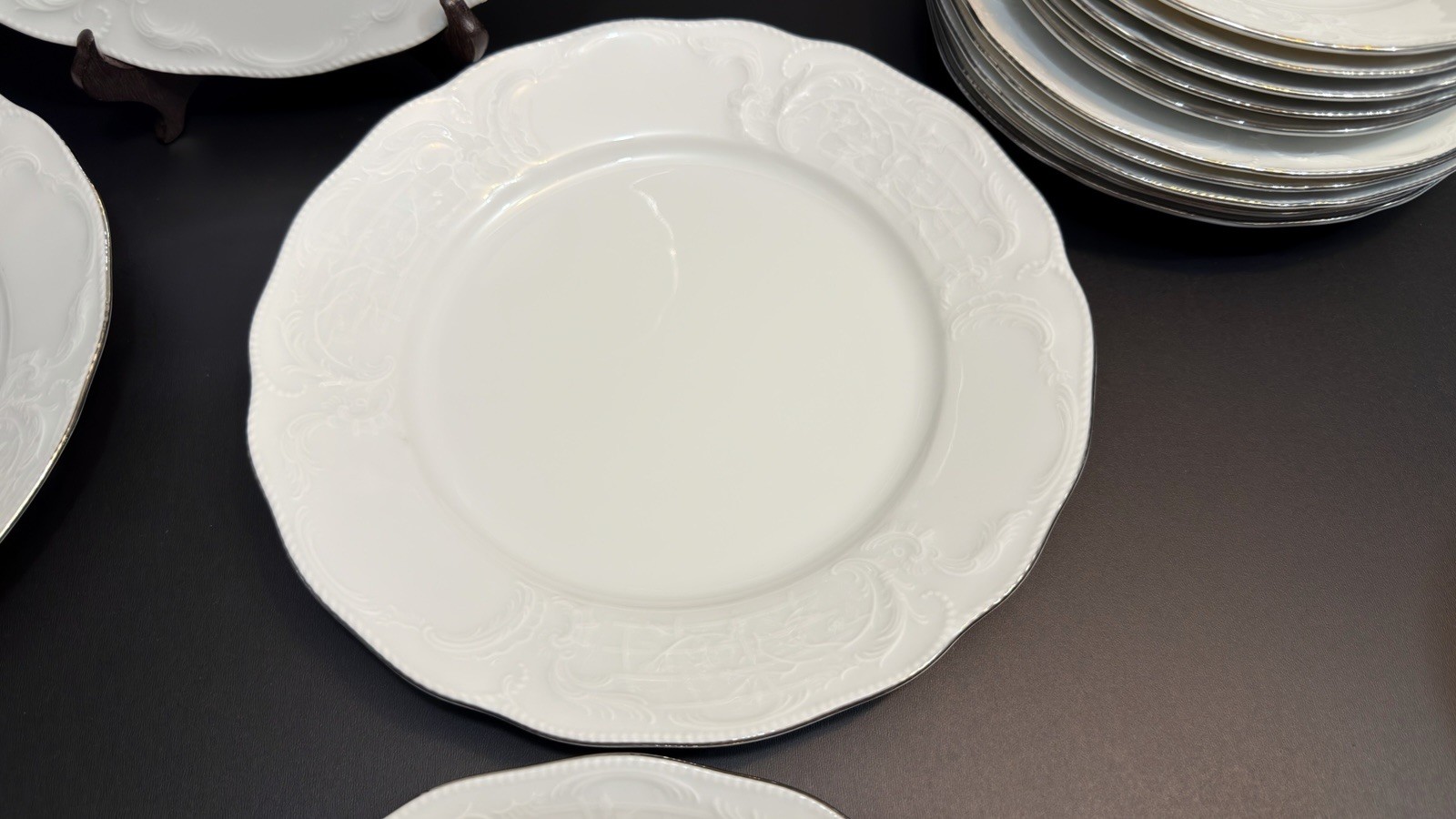 VTG Rosenthal Germany Sanssouci White Embossed 15Pc Dinner Set 5place Setting EC