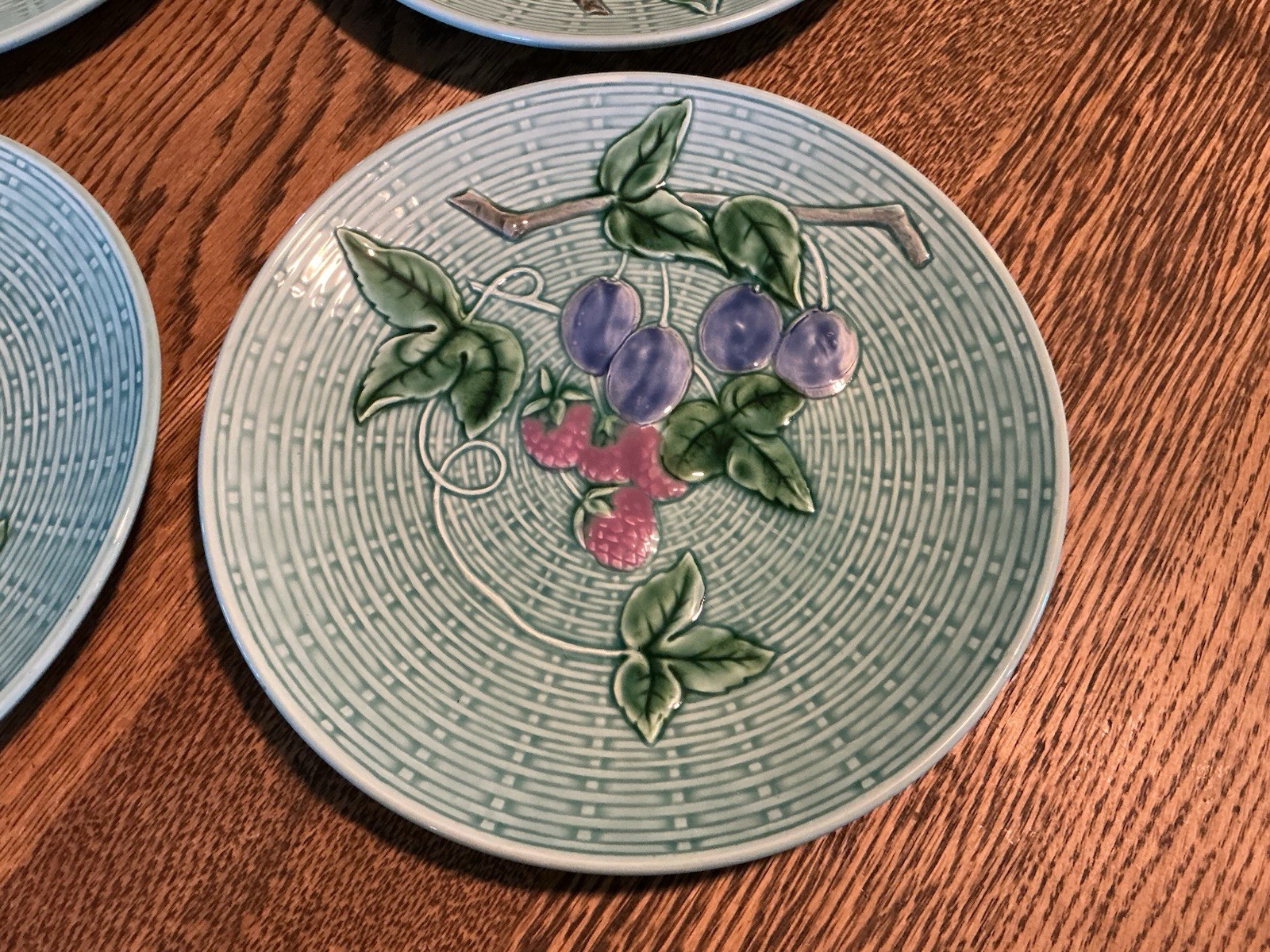 SET Of SIX Majolica Plates Teal Aqua Raspberry Plumb 2230 B Germany Weave 7.75”