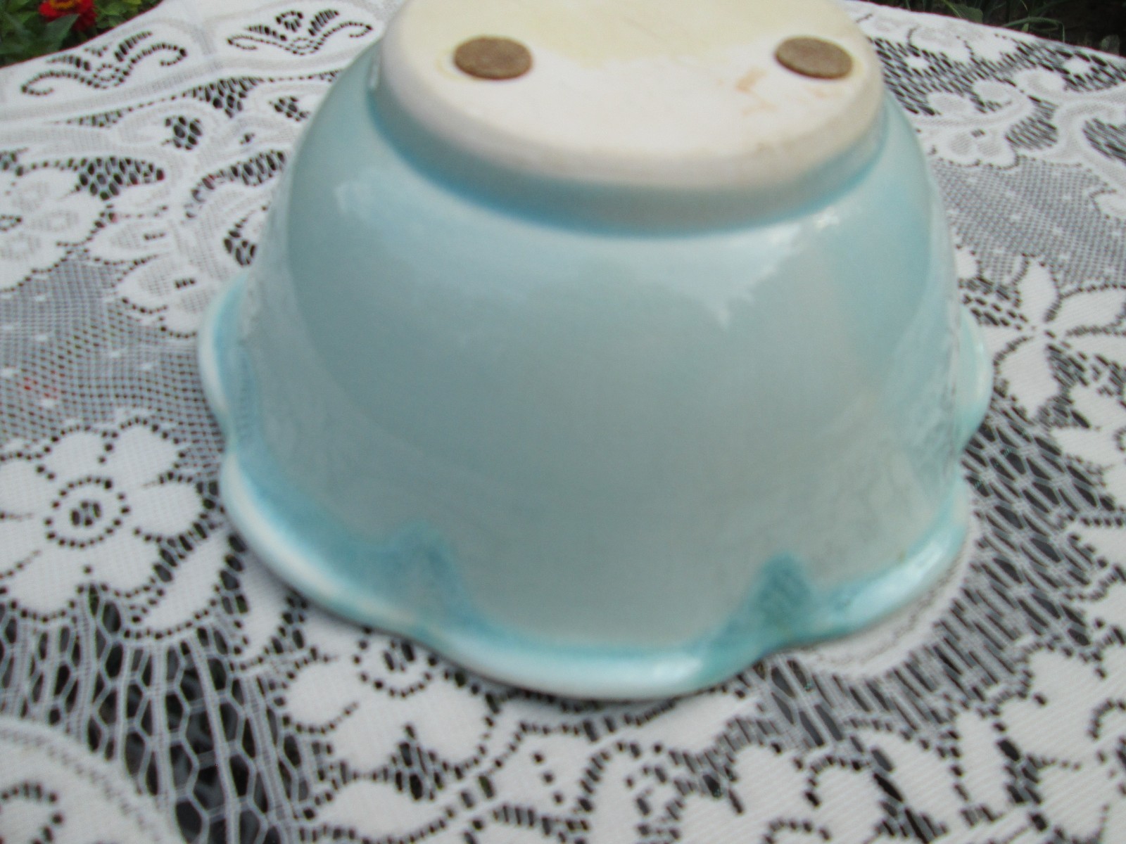 Edgecomb Potters Turquoise blue Scalloped Bowl Pottery Crystalline drip Glaze 9″