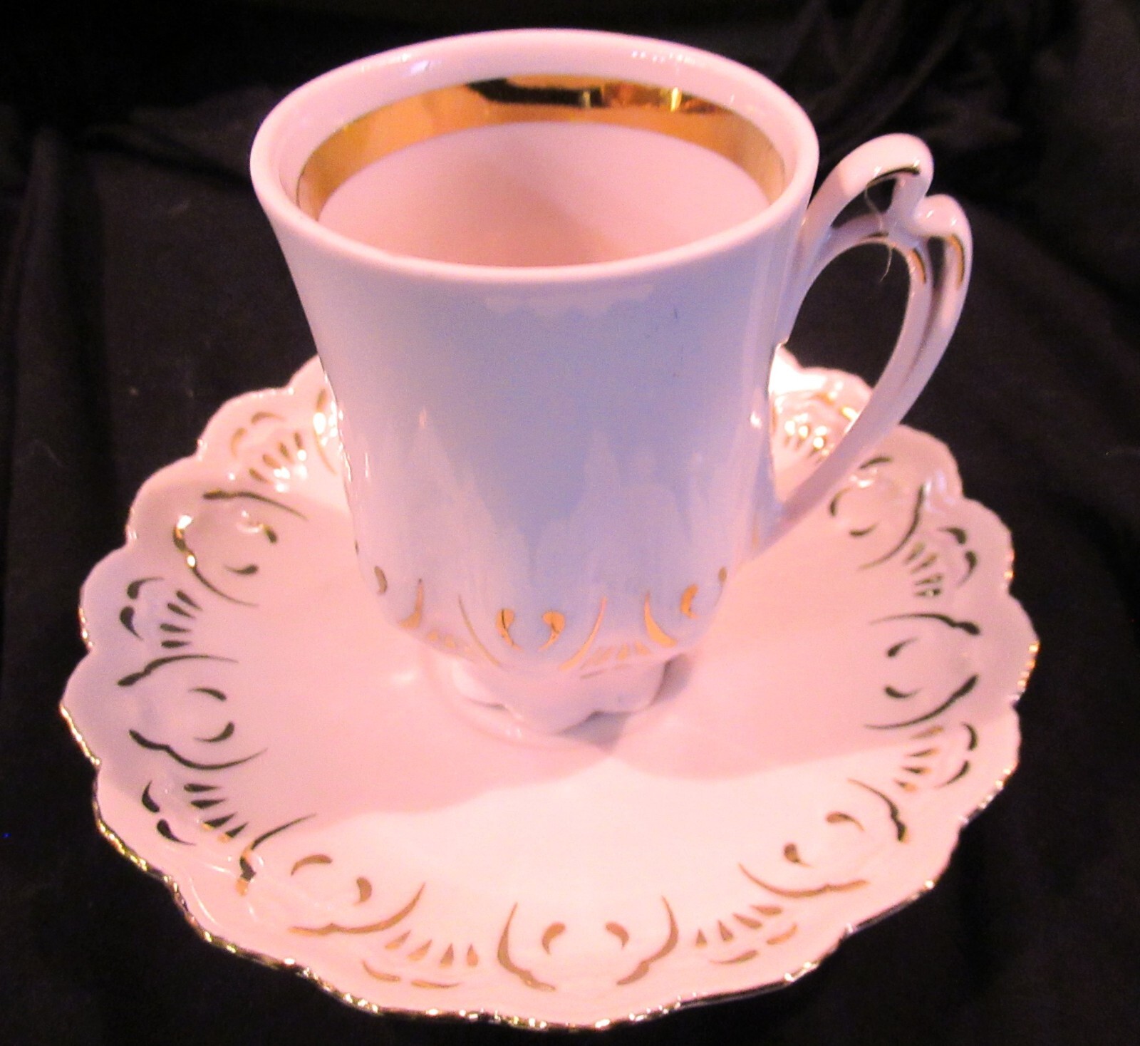 Bohemian 6 Dainty PINK BONE CHINA cups & saucers PLUS bonus tea or coffee jar!
