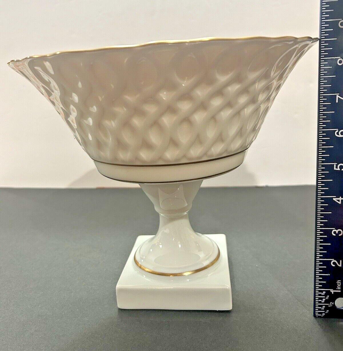 LEC-LeClair Limoges 9.5” Pedestal Bowl Centerpiece Chamart France Porcelain
