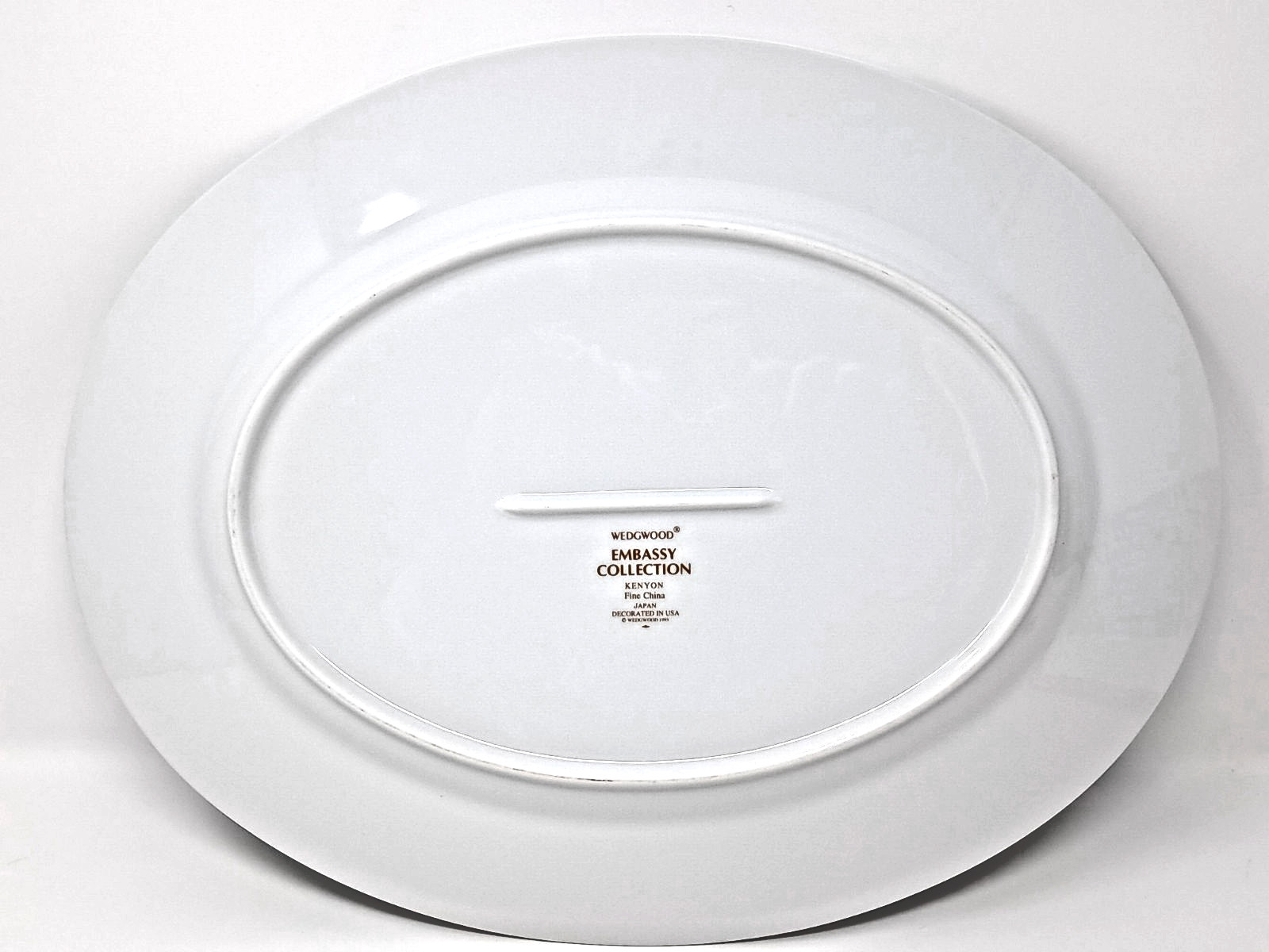 Wedgwood Embassy Collection Kenyon 1995 Platter Japan heavy fine china ceramic