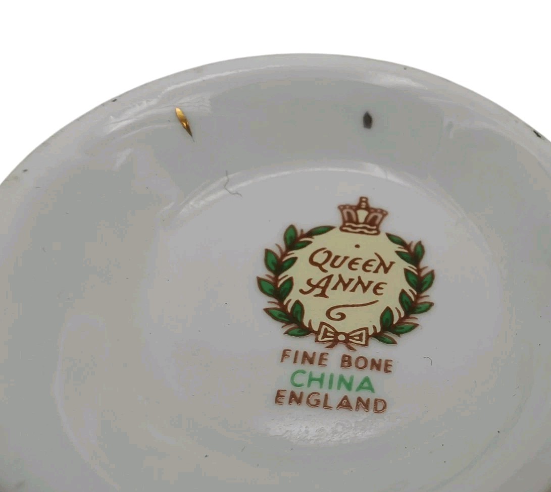 QUEEN ANNE Rotal Visit Canada June 1959 Cup Saucer 5825 Fine Bone China ENGLAND