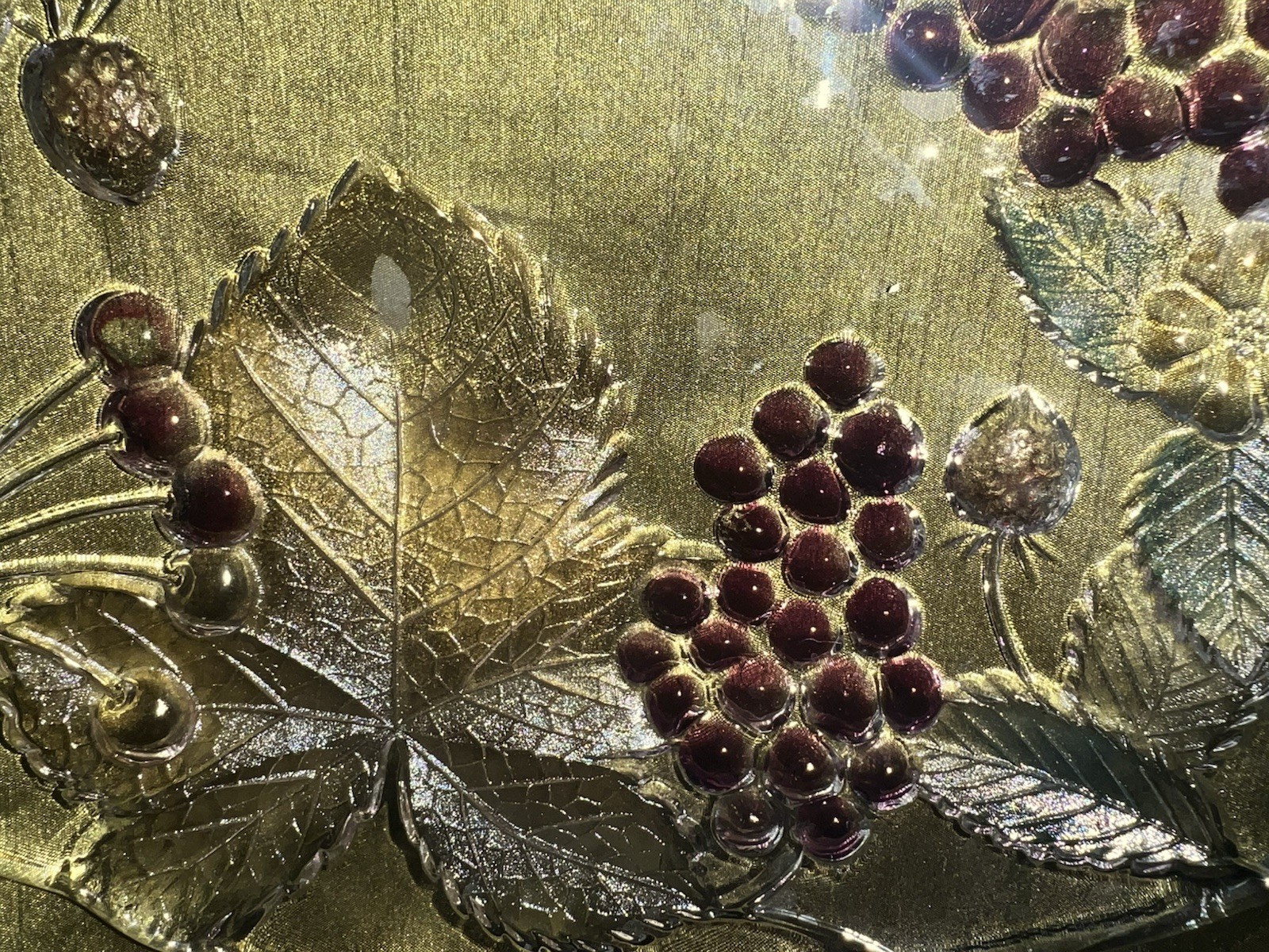 Vintage Mikasa Fruit Motif Chablis Embossed 12.5″ Round Glass Serving Platter