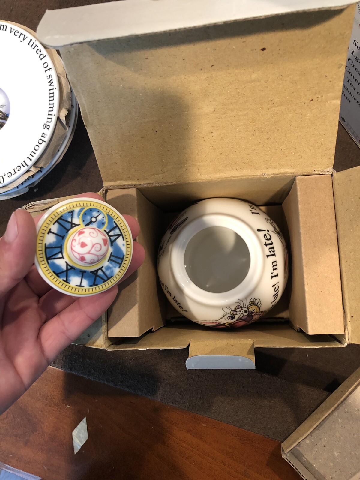 Alice in Wonderland Madhatter’s Teaparty Porcelain Teaset