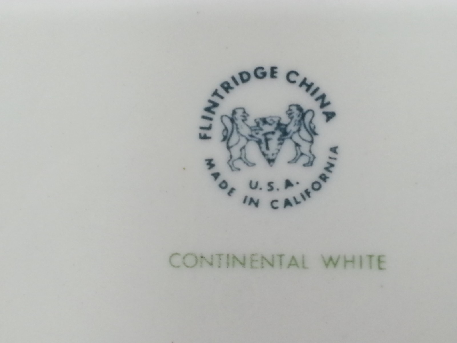2pc Flintridge China Continental White Round Oval Serving Platter