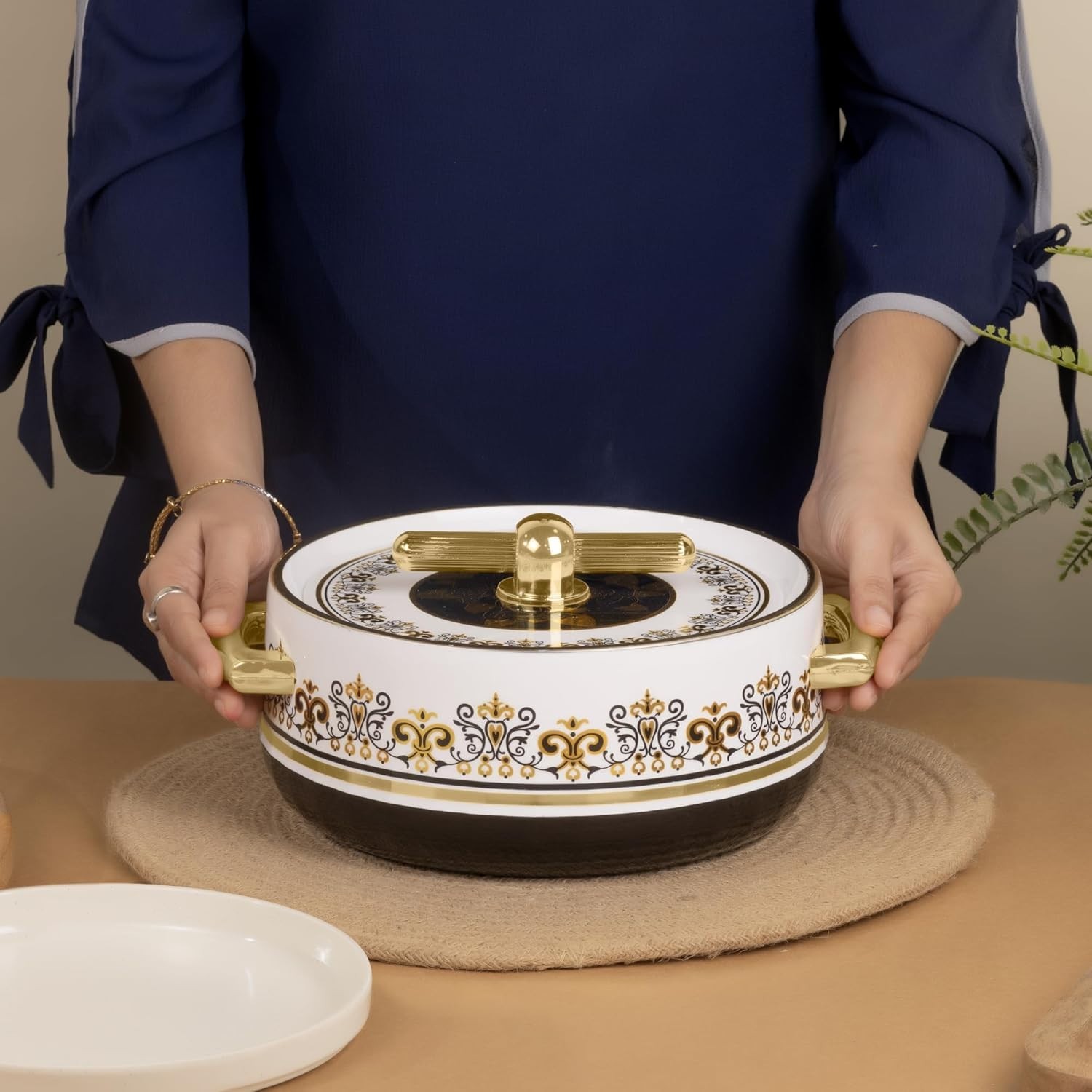 Casserole | Advanced PU Insulation | Royal Elegant Design Hot Pot 1700 ML