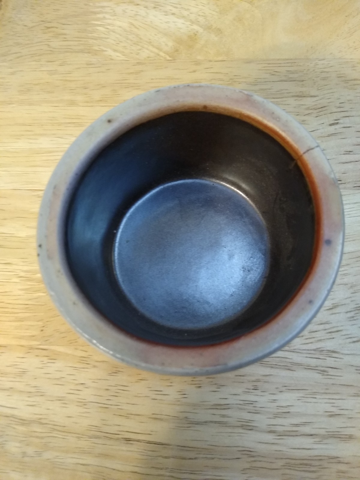 1997 – Salmon Falls Pottery – 2 1/4″ Tall – Butter Cup – Damaged