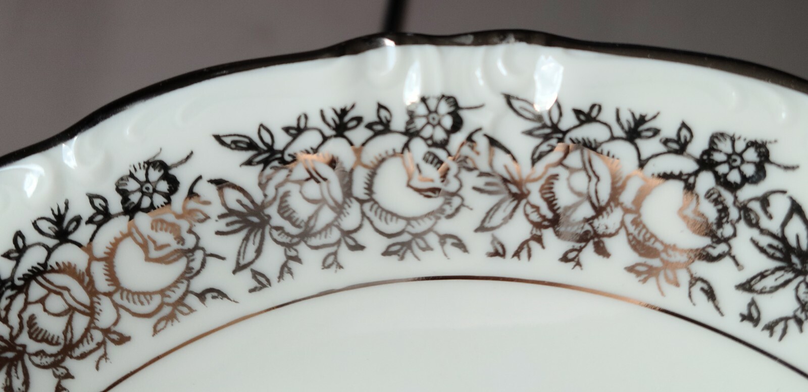 Towne Fine China Tuxedo Pattern Soup Bowl 8 in