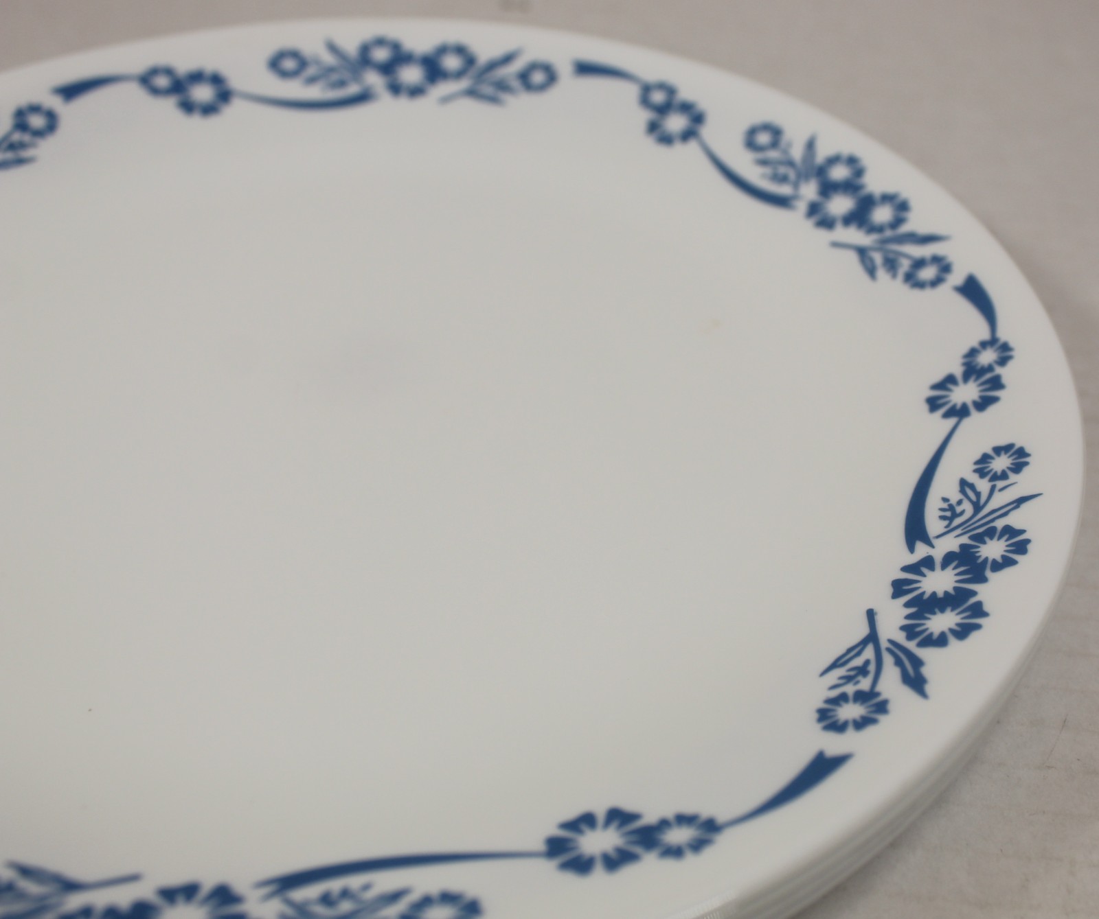 4 Corelle 60th. Anniversary Blue CORNFLOWER 10.25″ Dinner Plates USA