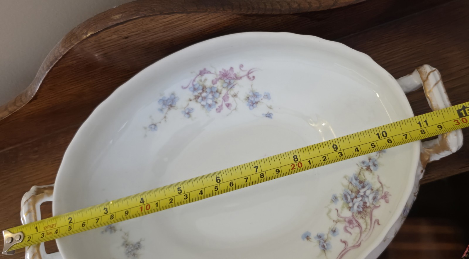Theodore Haviland Oval Covered Vegetable-Pink Roses/Blue Scrolls -Schleiger