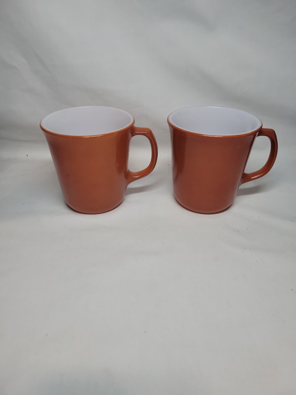 Set of 2 Vintage PYREX Corning Burnt Orange Rust Brown Coffee Cups Mugs D Handle