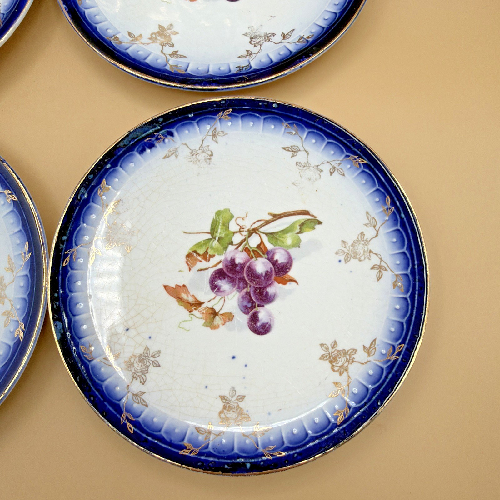Set of 5 Vintage Decorative China Plates Blue Border Grape Motif 6.5″