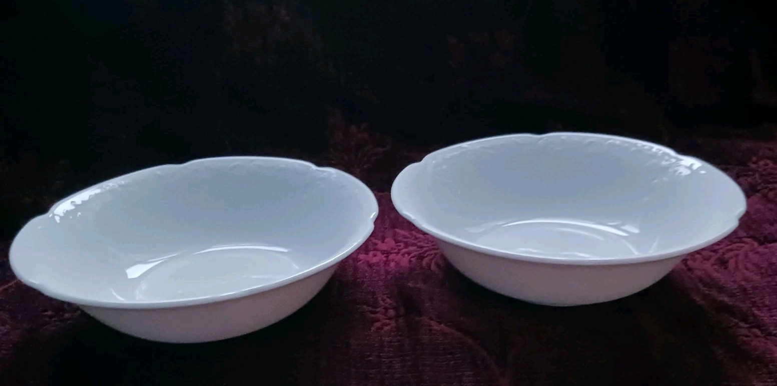 Kaiser Dubarry Cereal Bowls -Set/2 – 6 1/8 in. *Appear Unused*