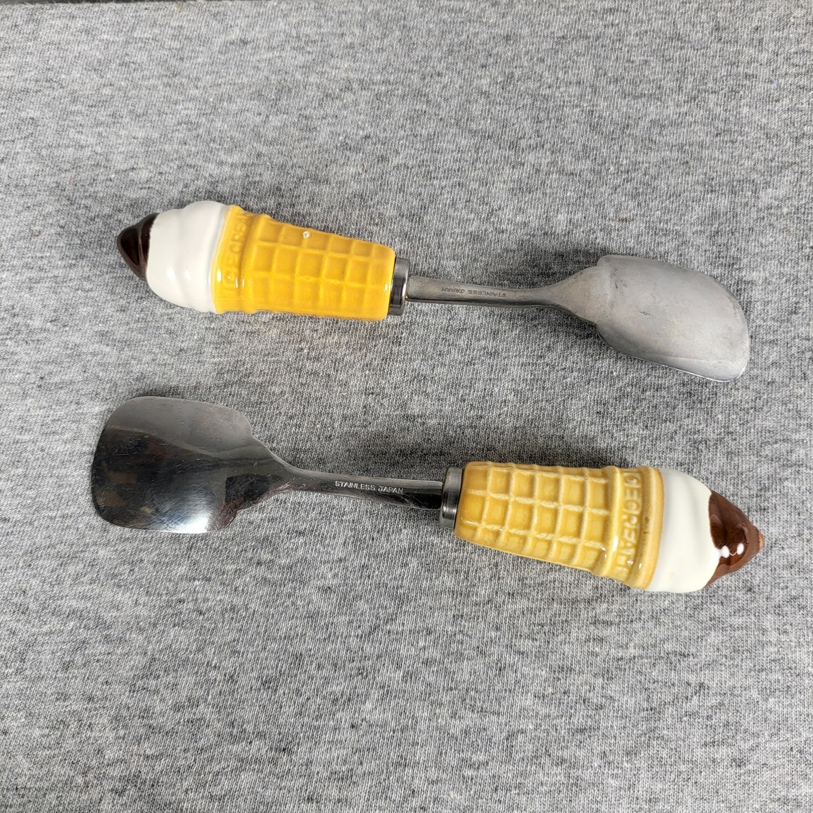 Vintage FTDA Japan Ceramic Ice Cream Cone Bowls With Matching Spoons – Pair