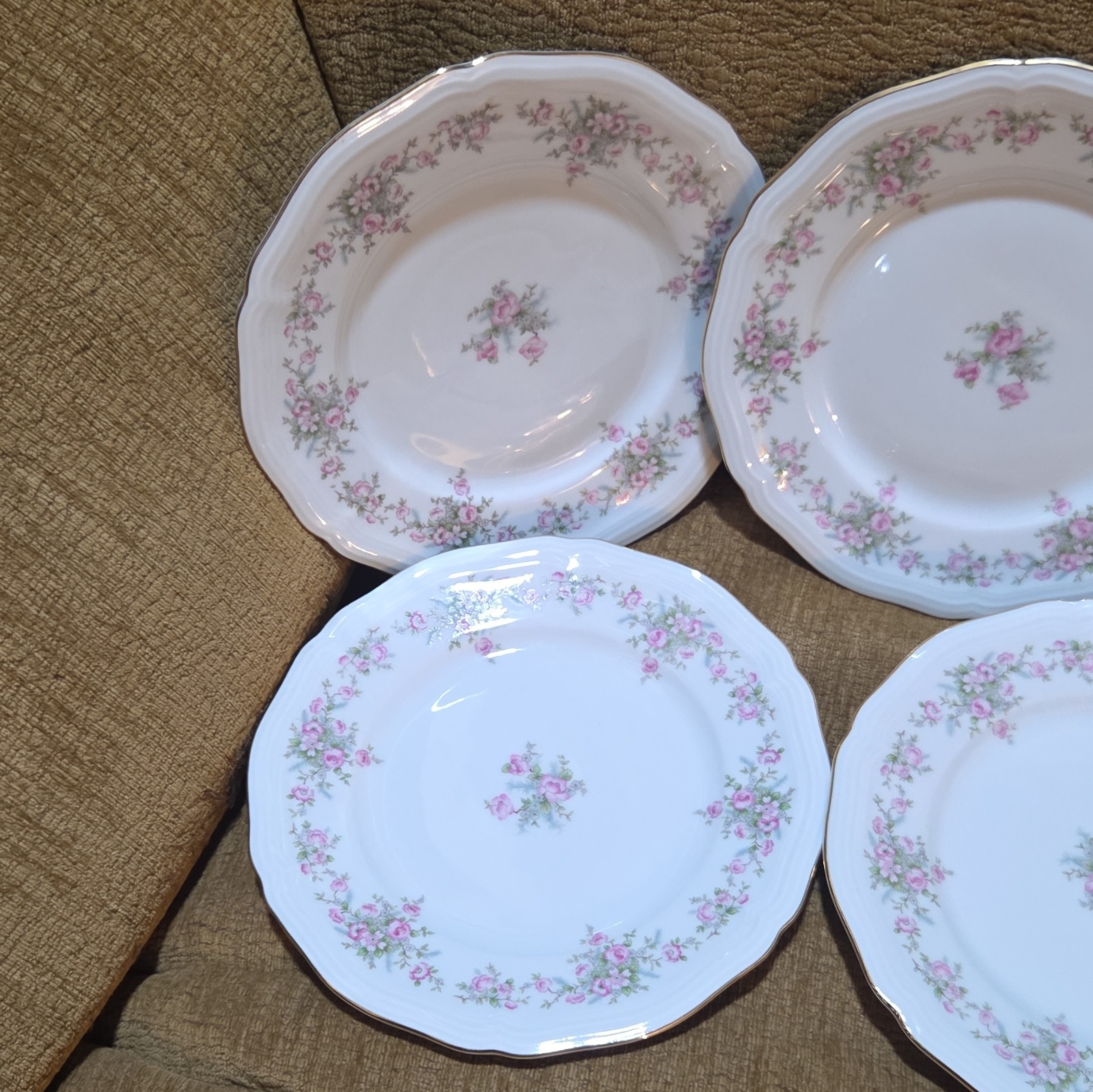 (4) Johann Haviland Wild Rose 7.75 Plates Bavaria Germany lot vintage china pink