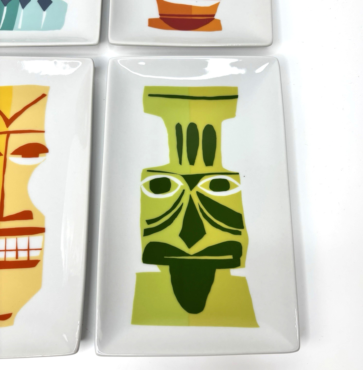 (4) Crate & Barrel Luau Totem Tiki Party Appetizer Plates Tray – Jane Dixon 2016