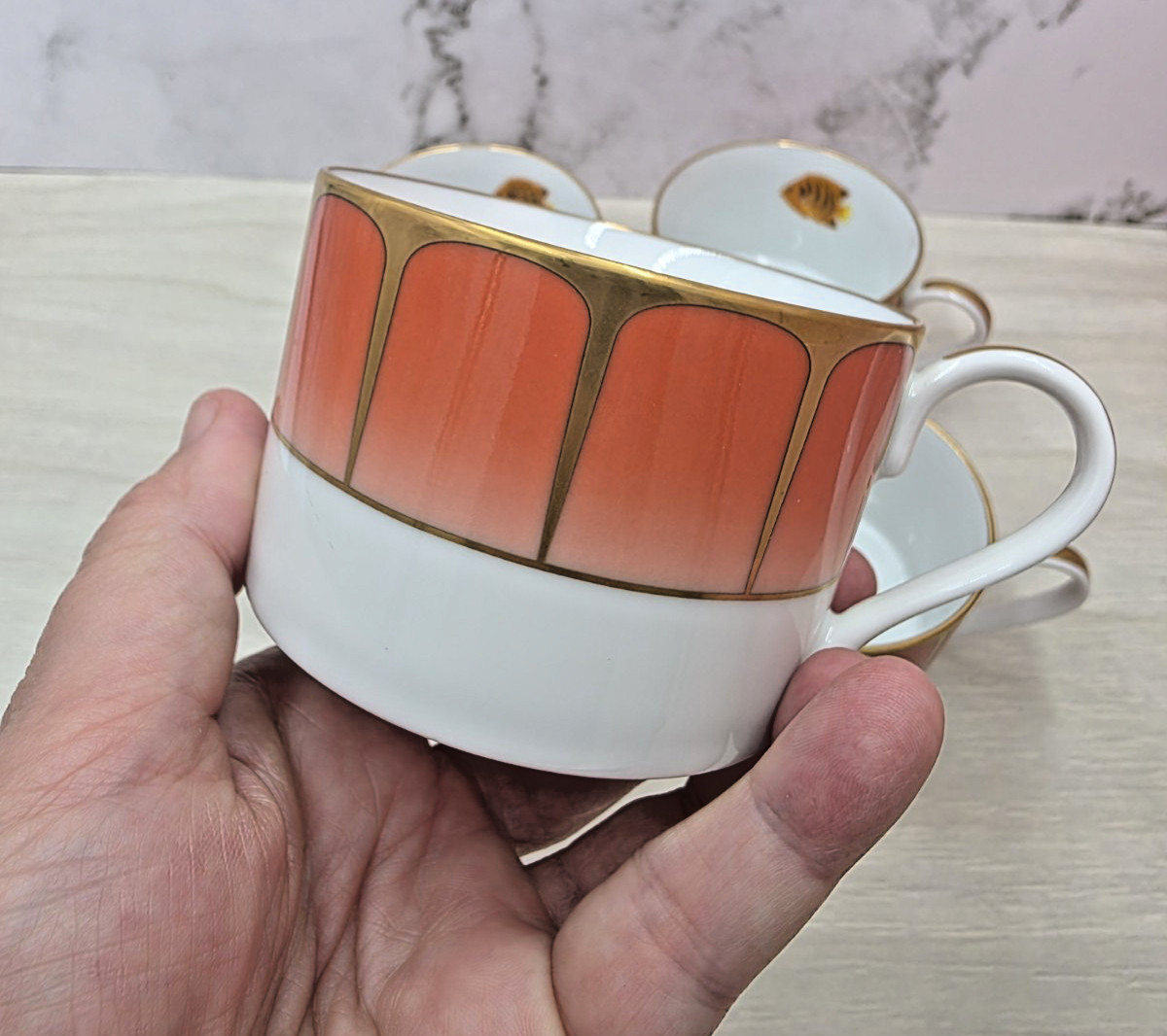 Lynn Chase Coral Seas, Set of 4 Tea Coffee Cups w Flat Bottoms, 24kt Gold Trim